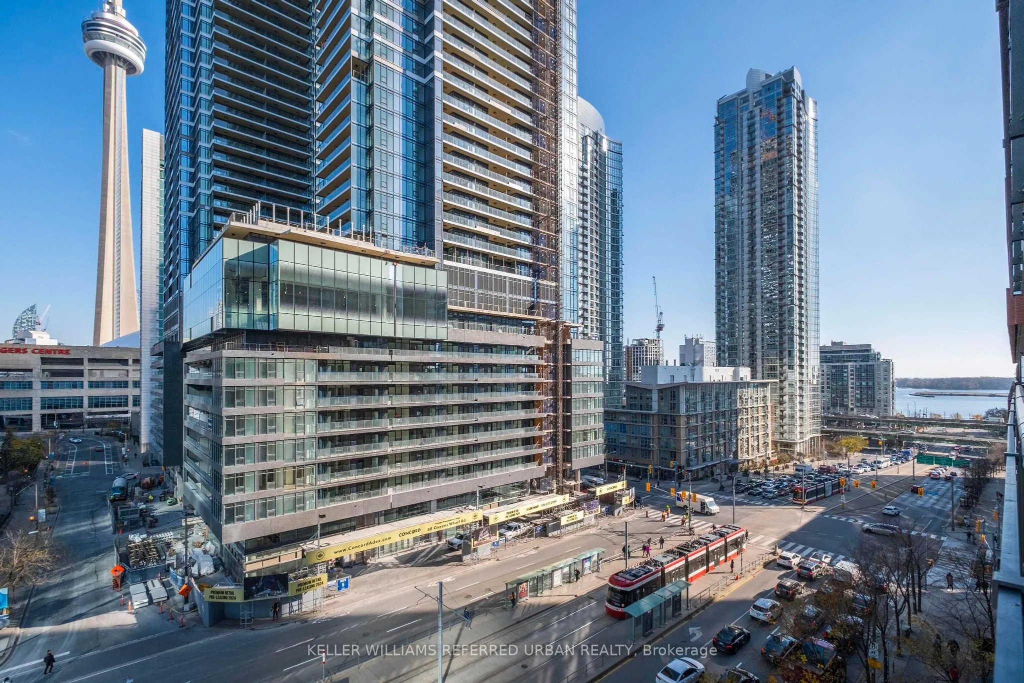 4K Spadina Avenue, #903