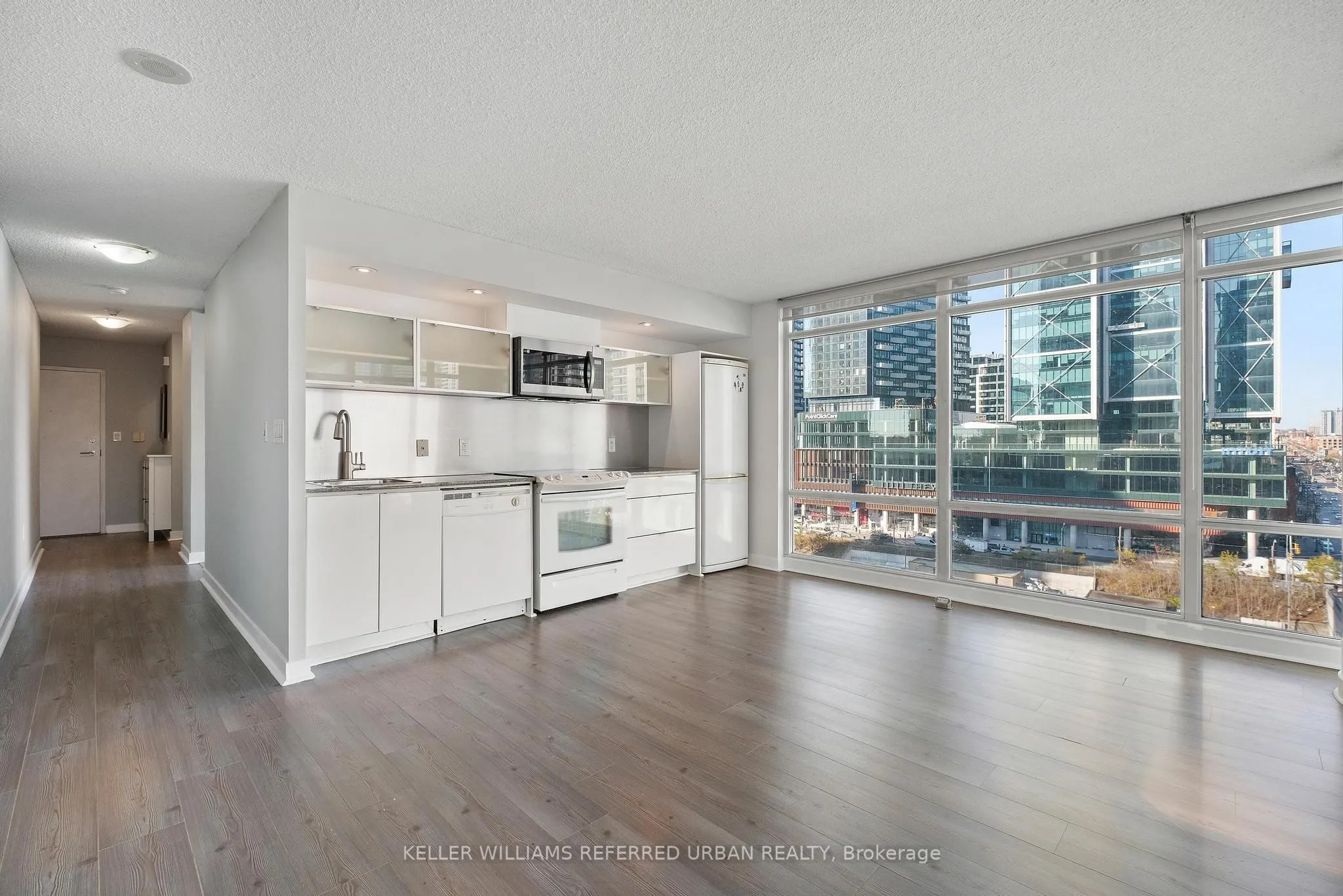 4K Spadina Avenue, #903