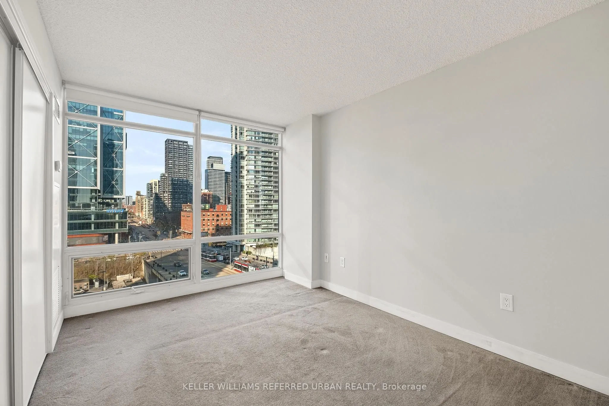 4K Spadina Avenue, #903