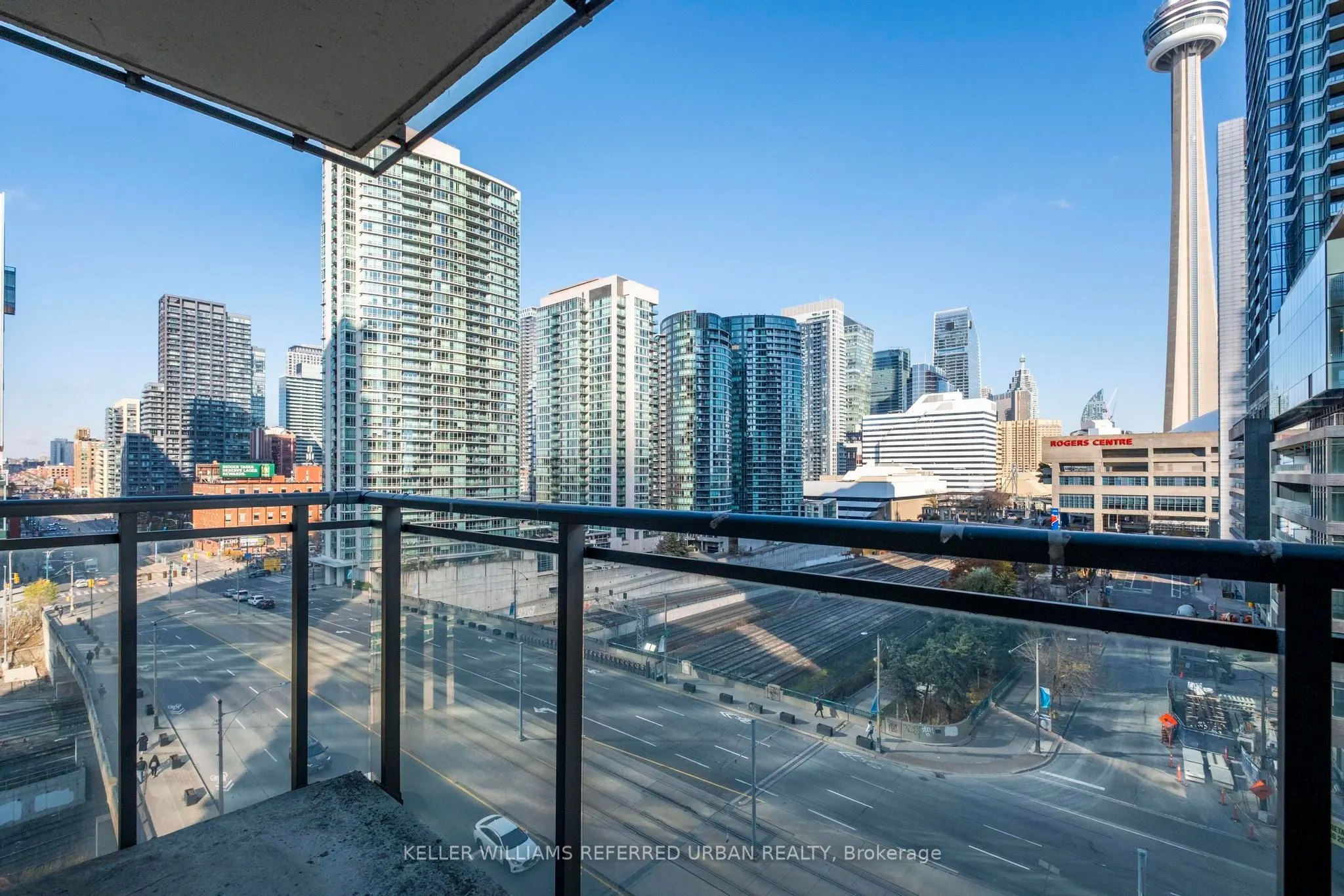 4K Spadina Avenue, #903
