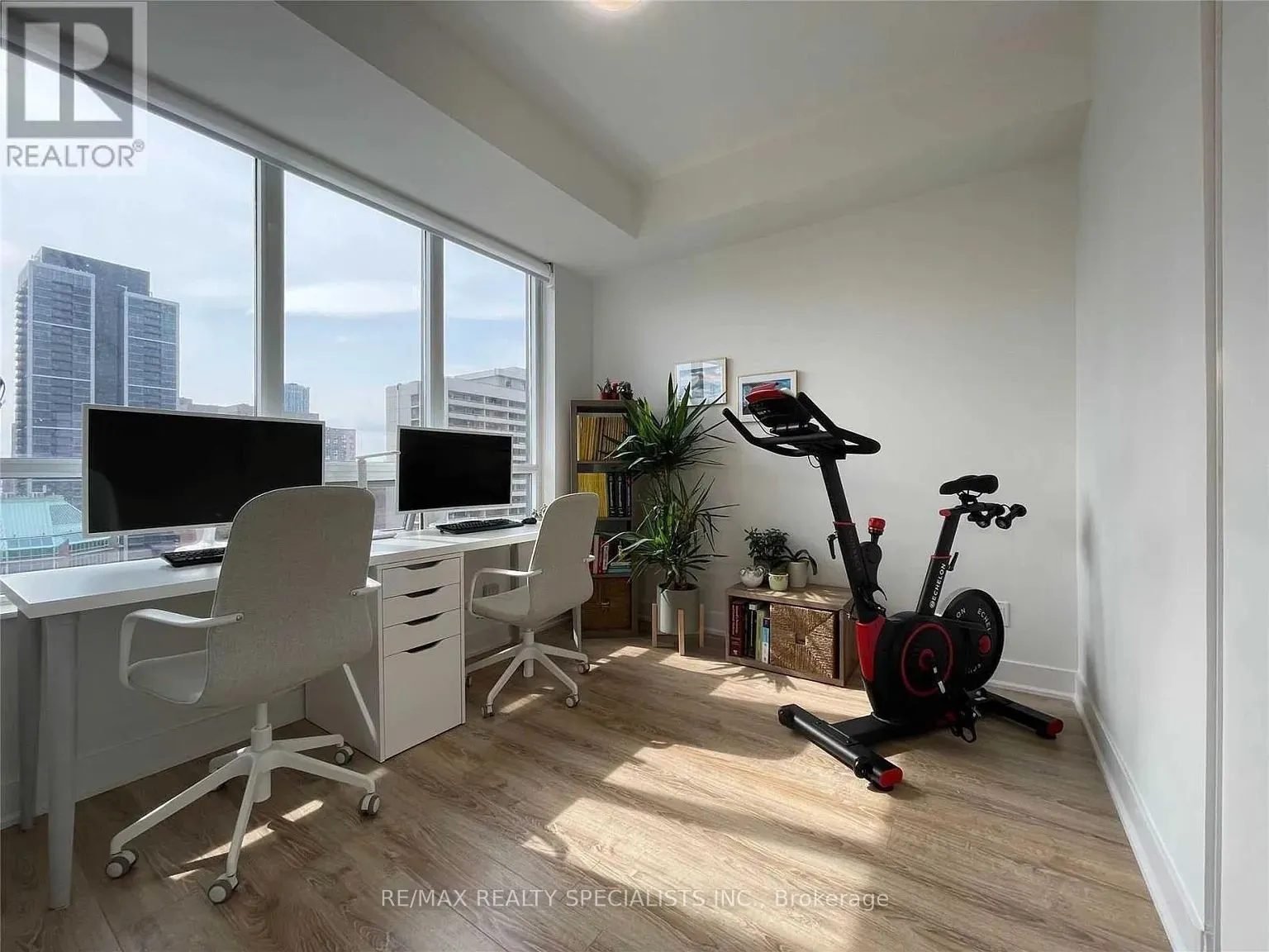 28 Linden Street, #1808