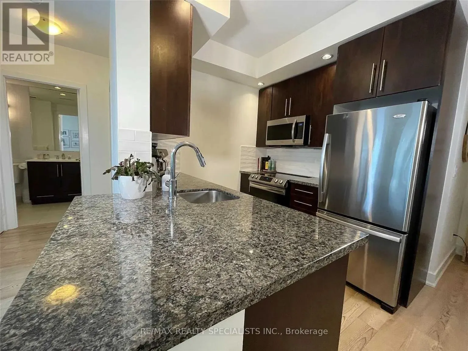 28 Linden Street, #1808