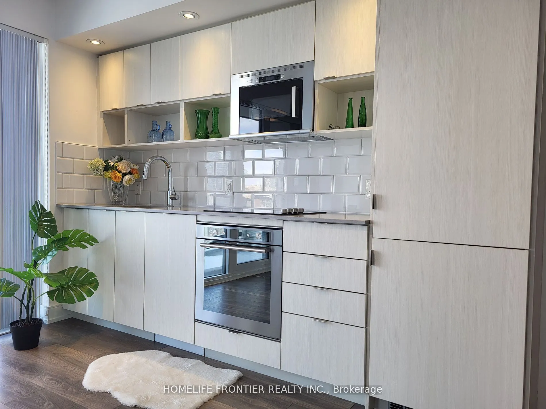 89 McGill Street, #1705