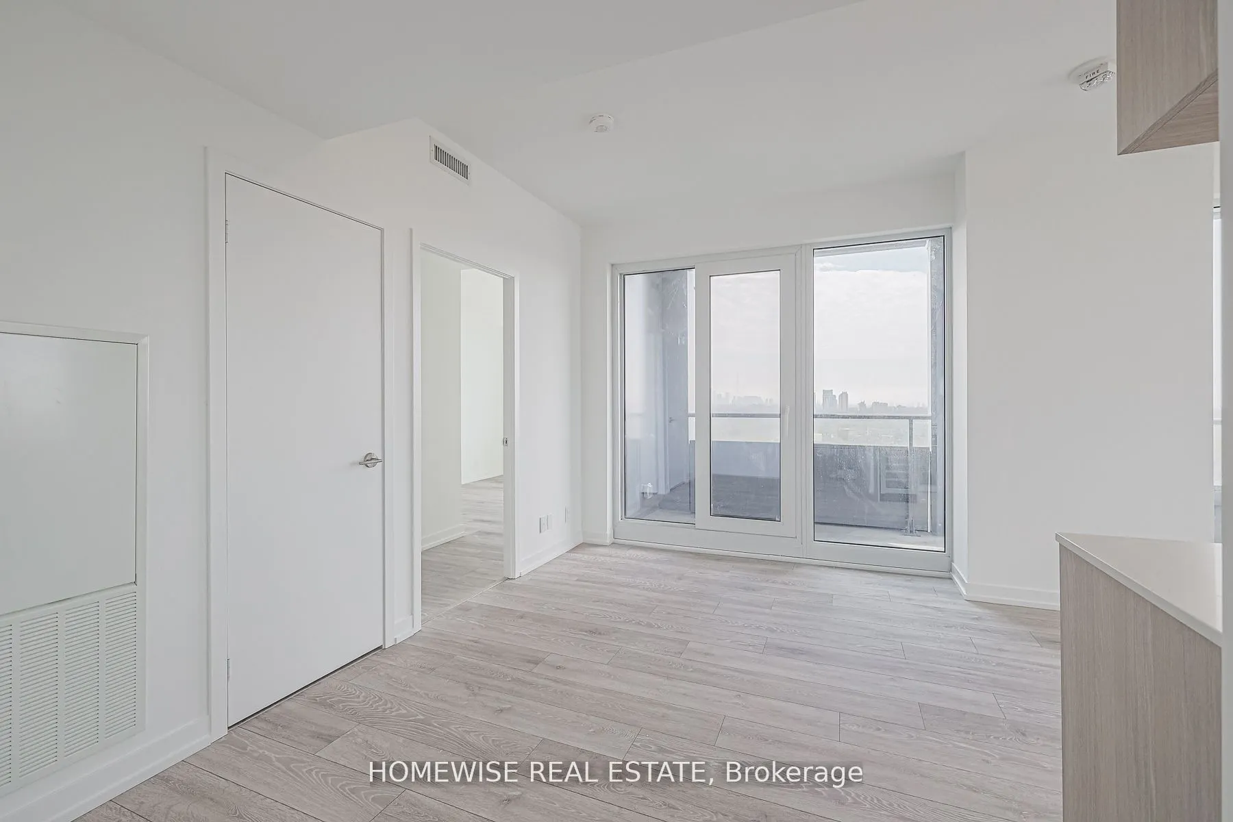 2020 Bathurst Street, #1605