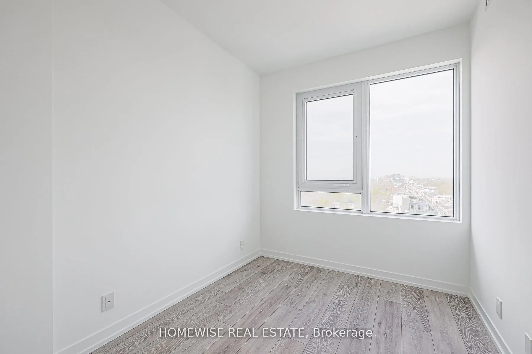 2020 Bathurst Street, #1605