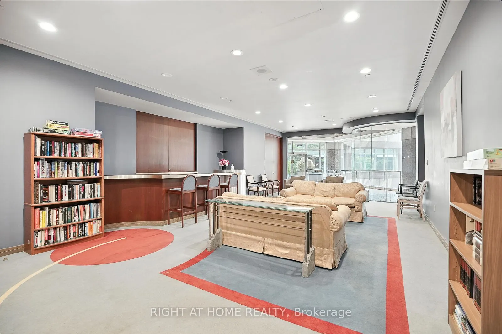 38 Elm Street, #1803