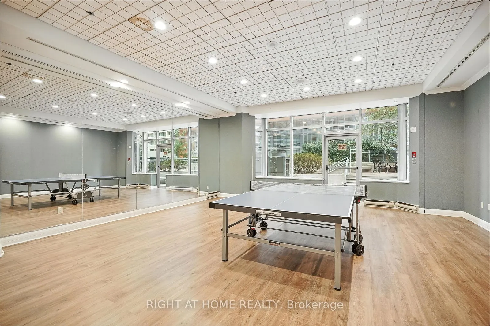 38 Elm Street, #1803