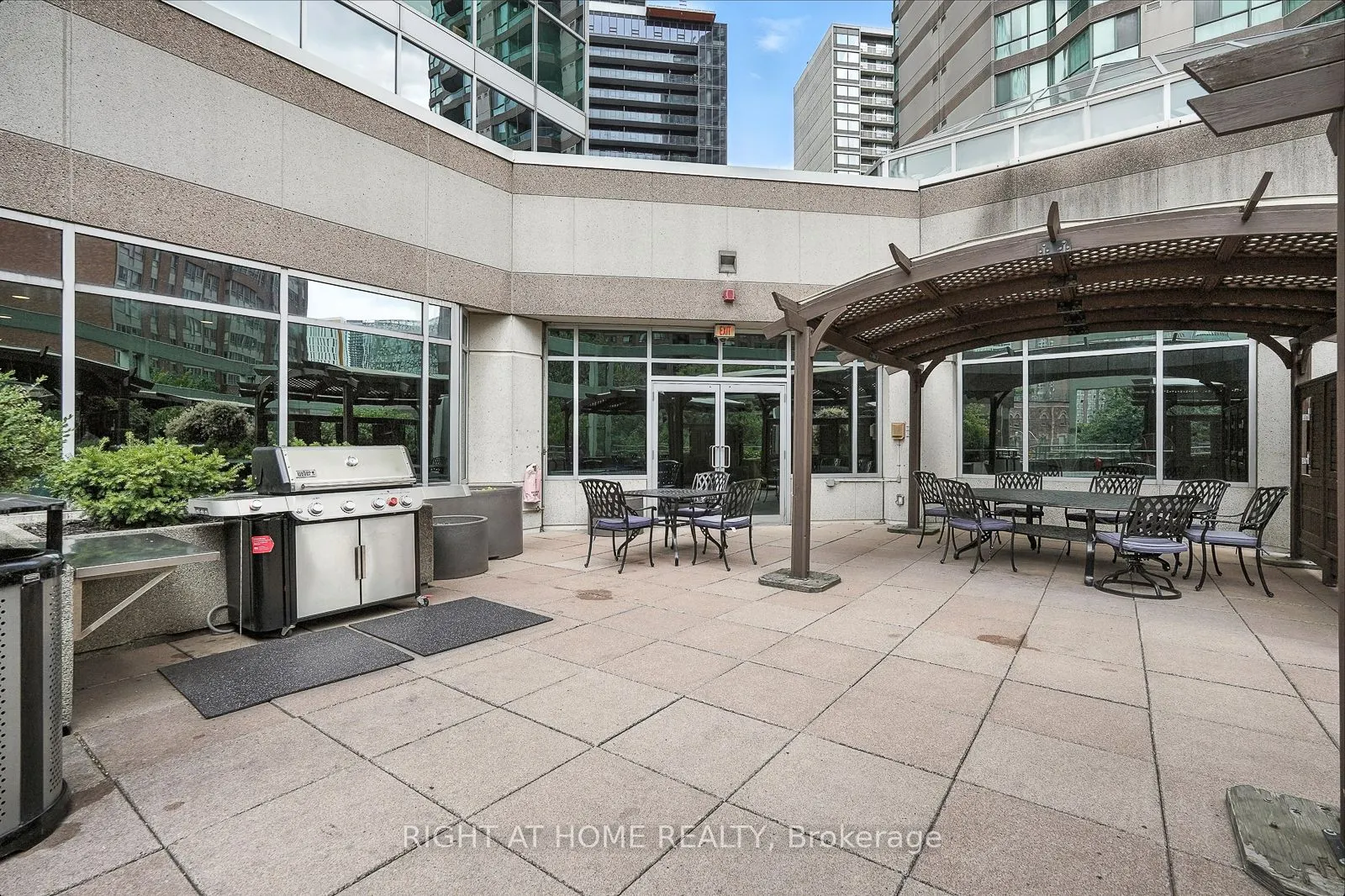 38 Elm Street, #1803