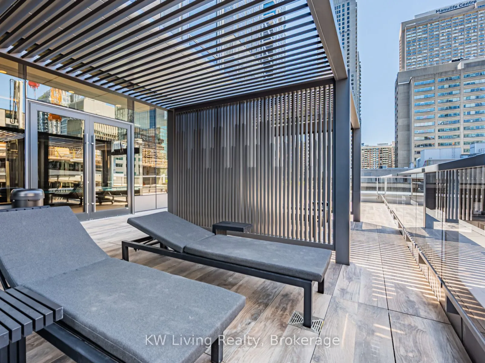 11 Yorkville Avenue, #2209