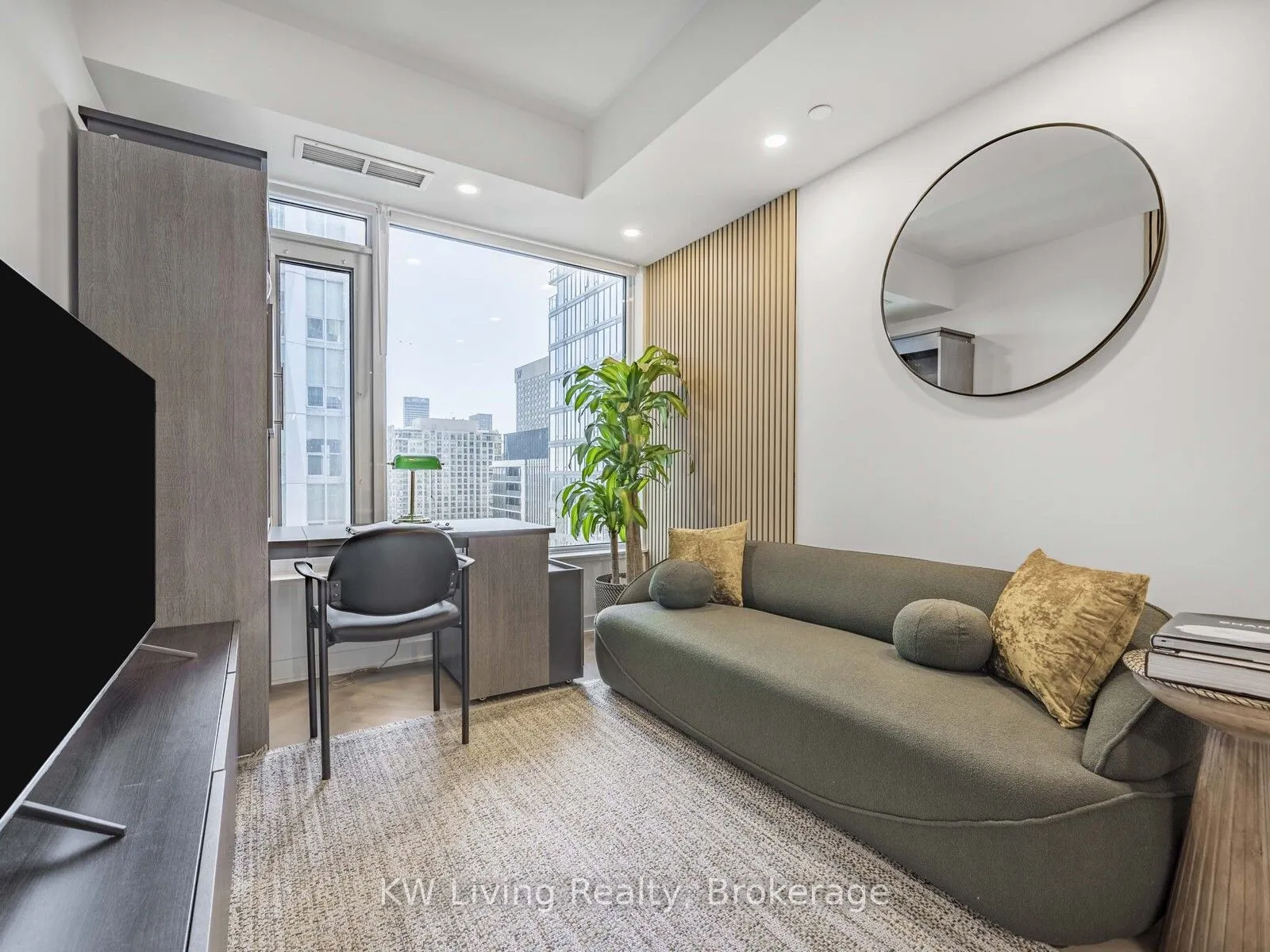 11 Yorkville Avenue, #2209