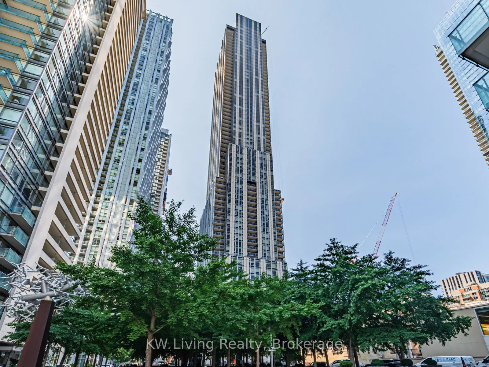 11 Yorkville Avenue, #2209