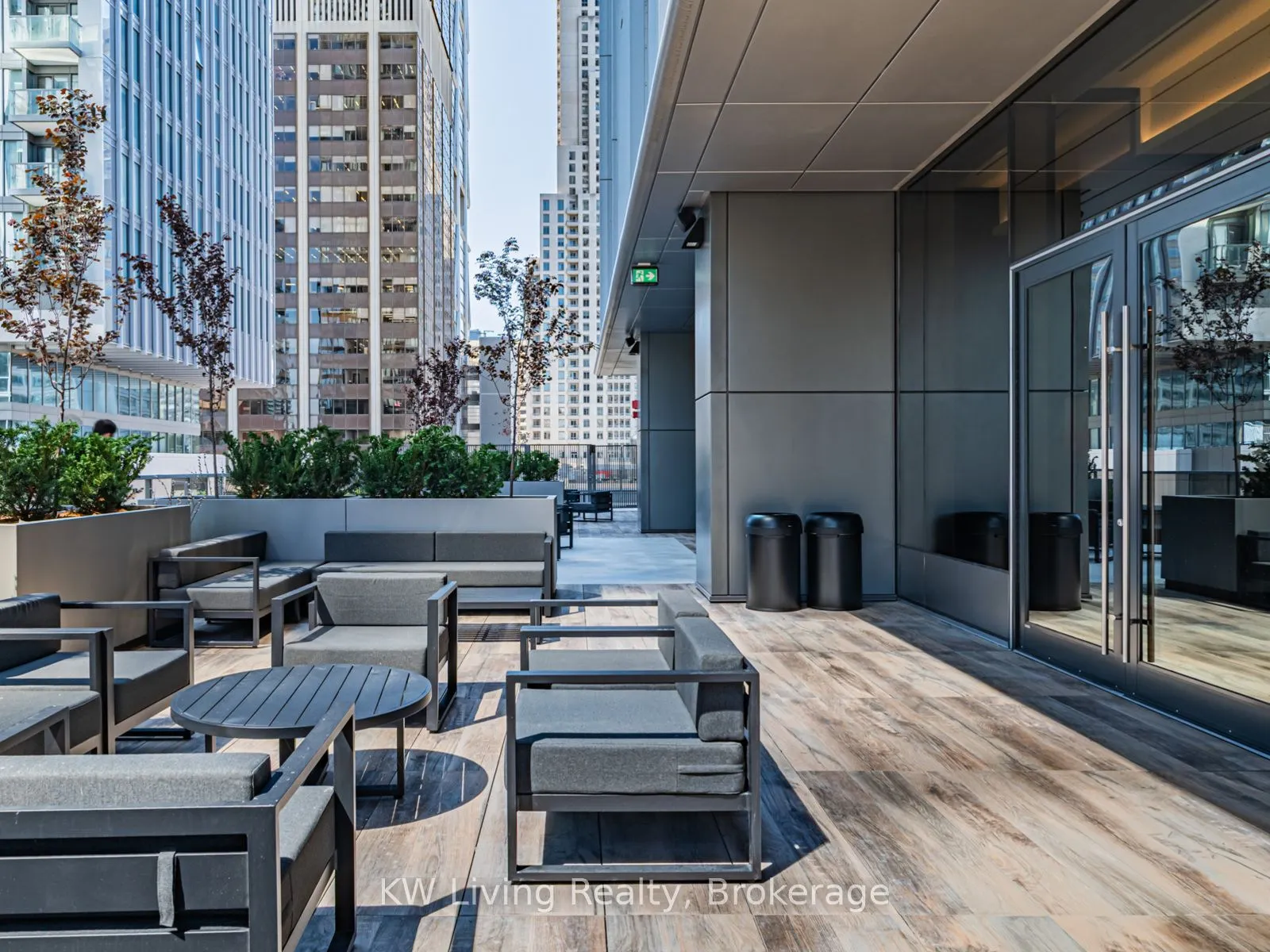 11 Yorkville Avenue, #2209