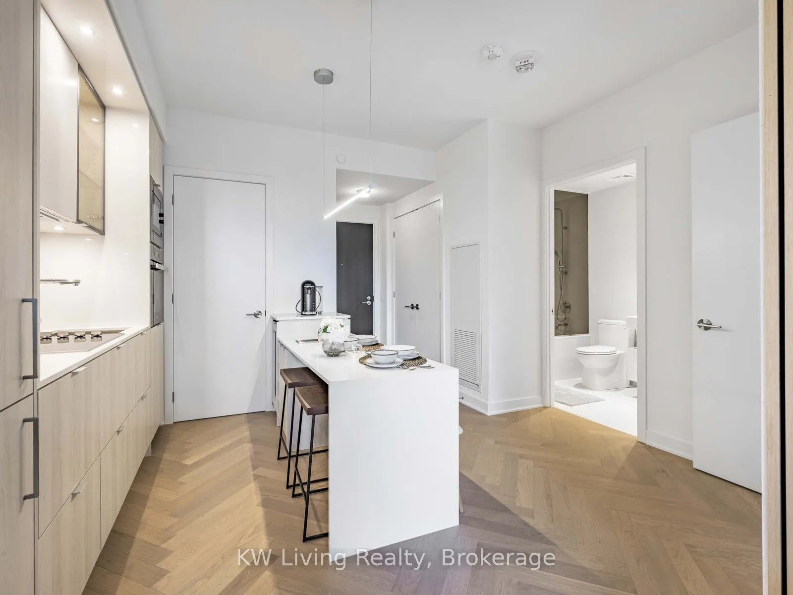 11 Yorkville Avenue, #2209