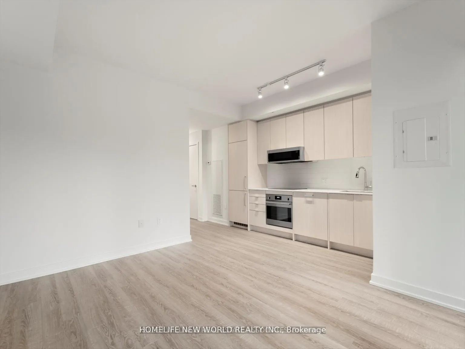 250 Lawrence Avenue W, #716
