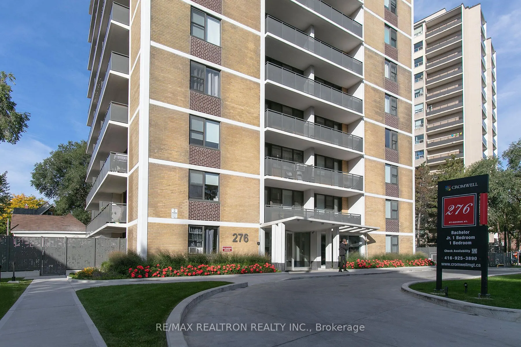 276 St George Street, #910