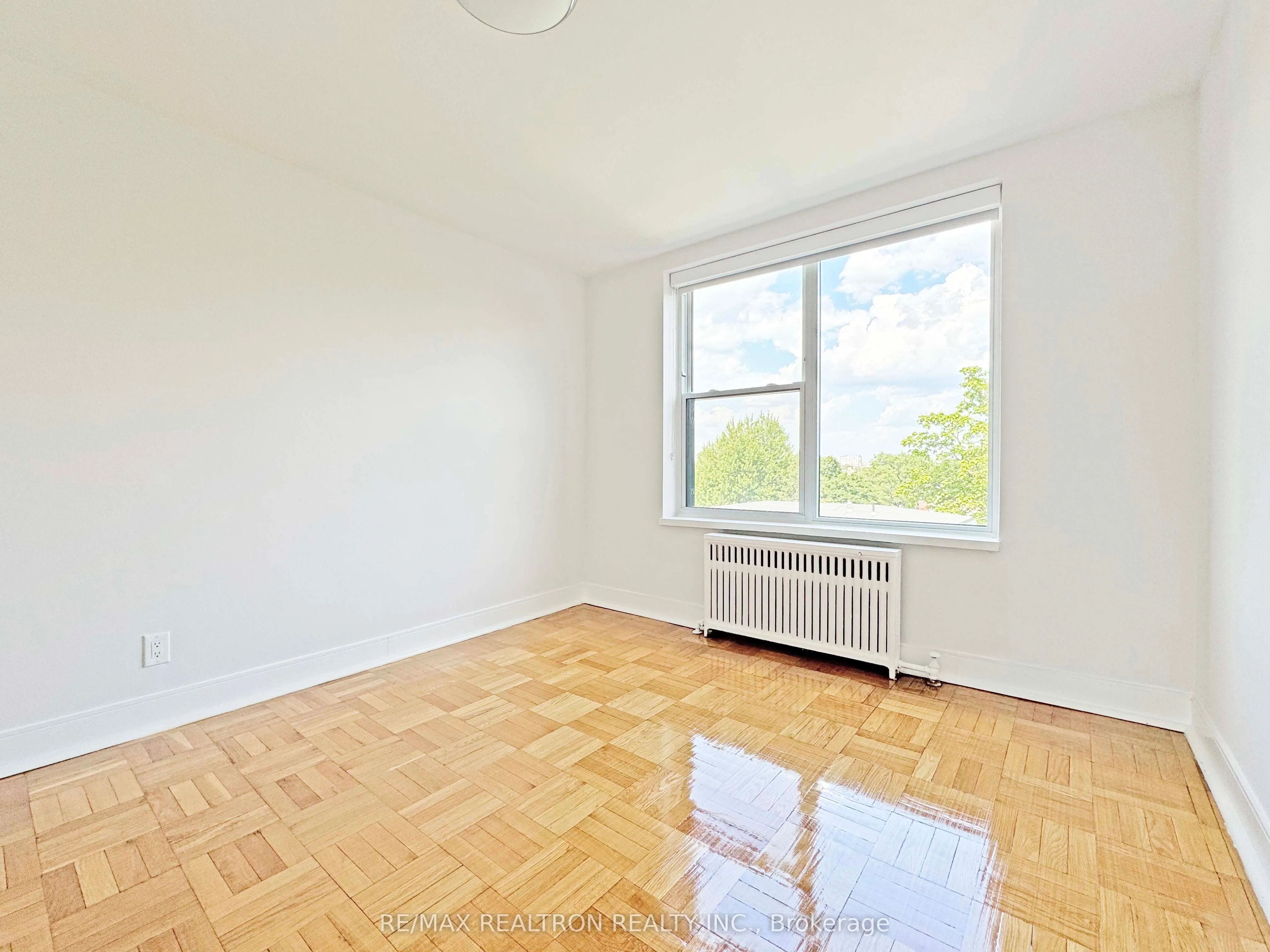 1545 Bathurst Street, #207