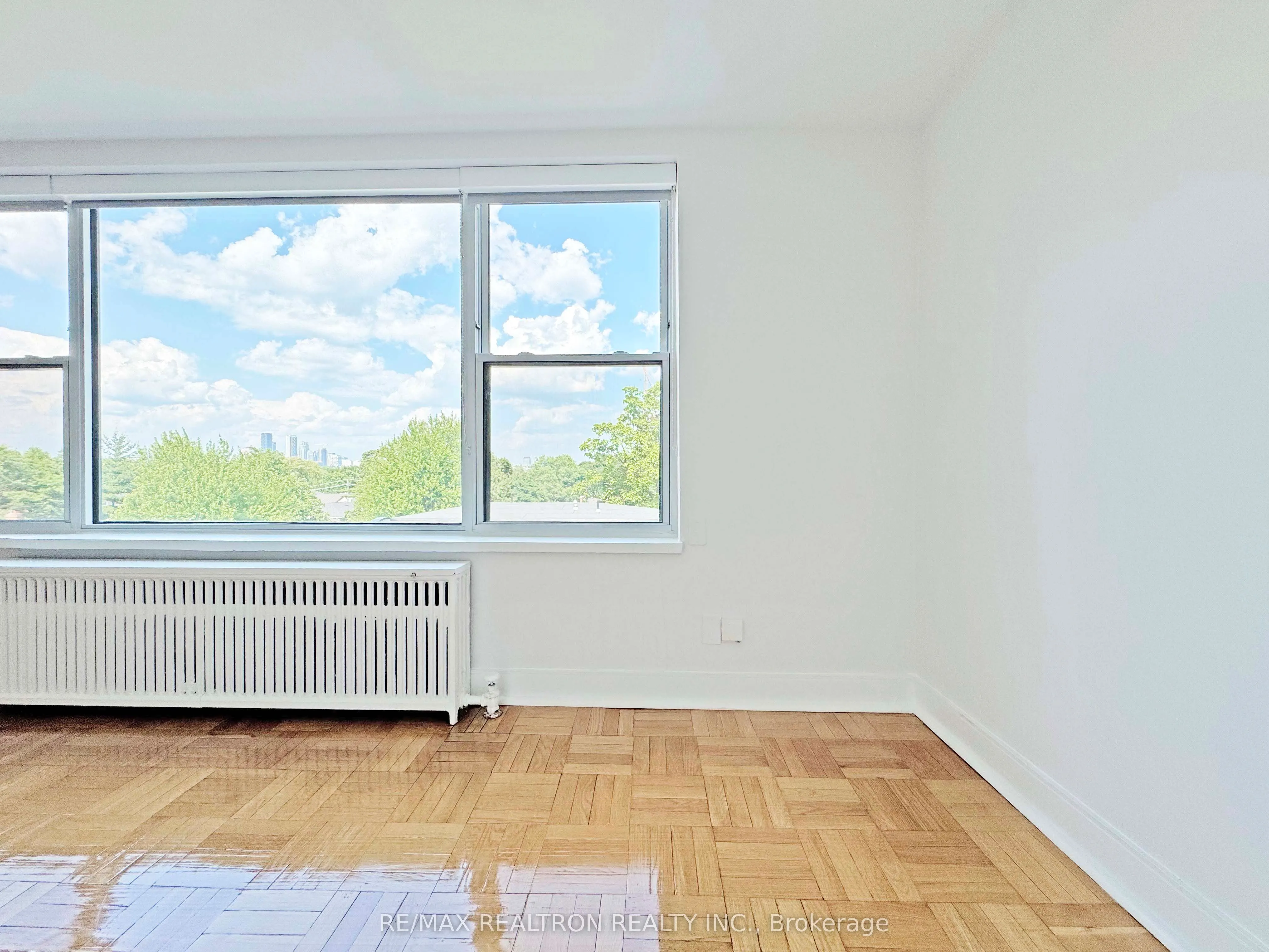 1545 Bathurst Street, #207