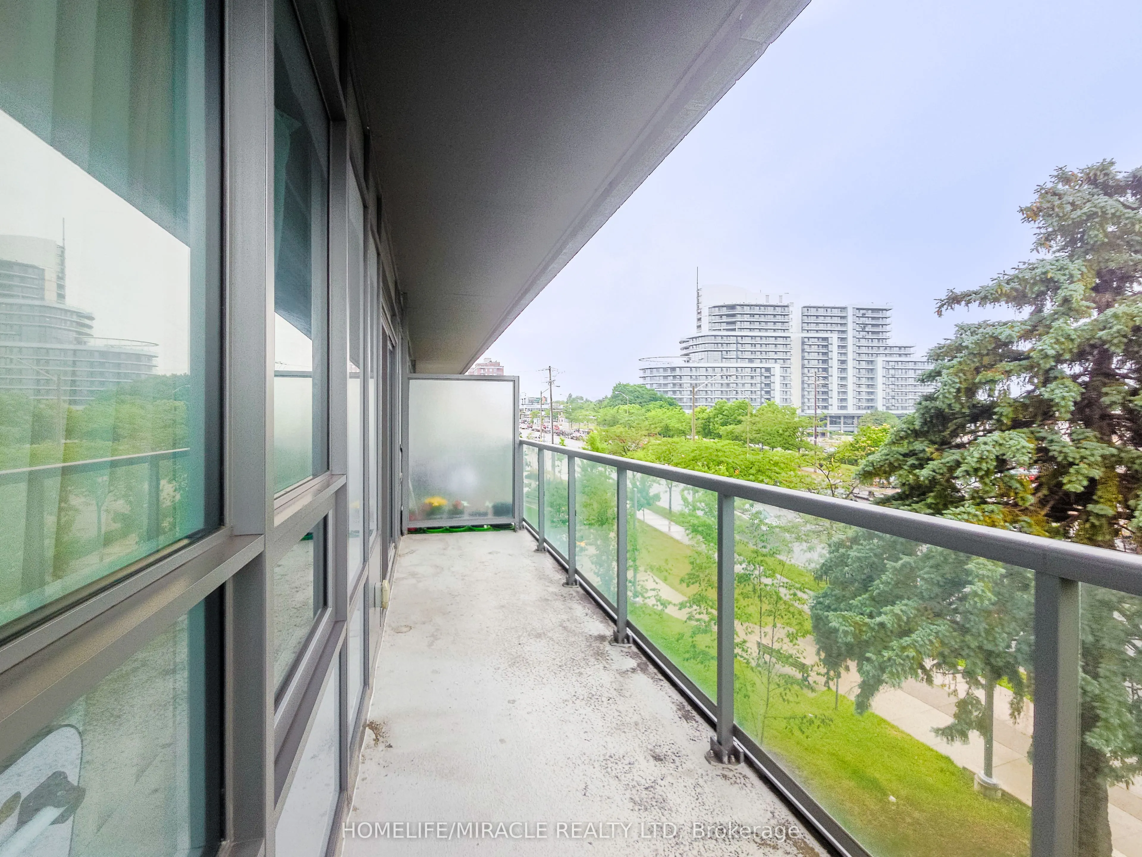 7 Kenaston Gardens, #121