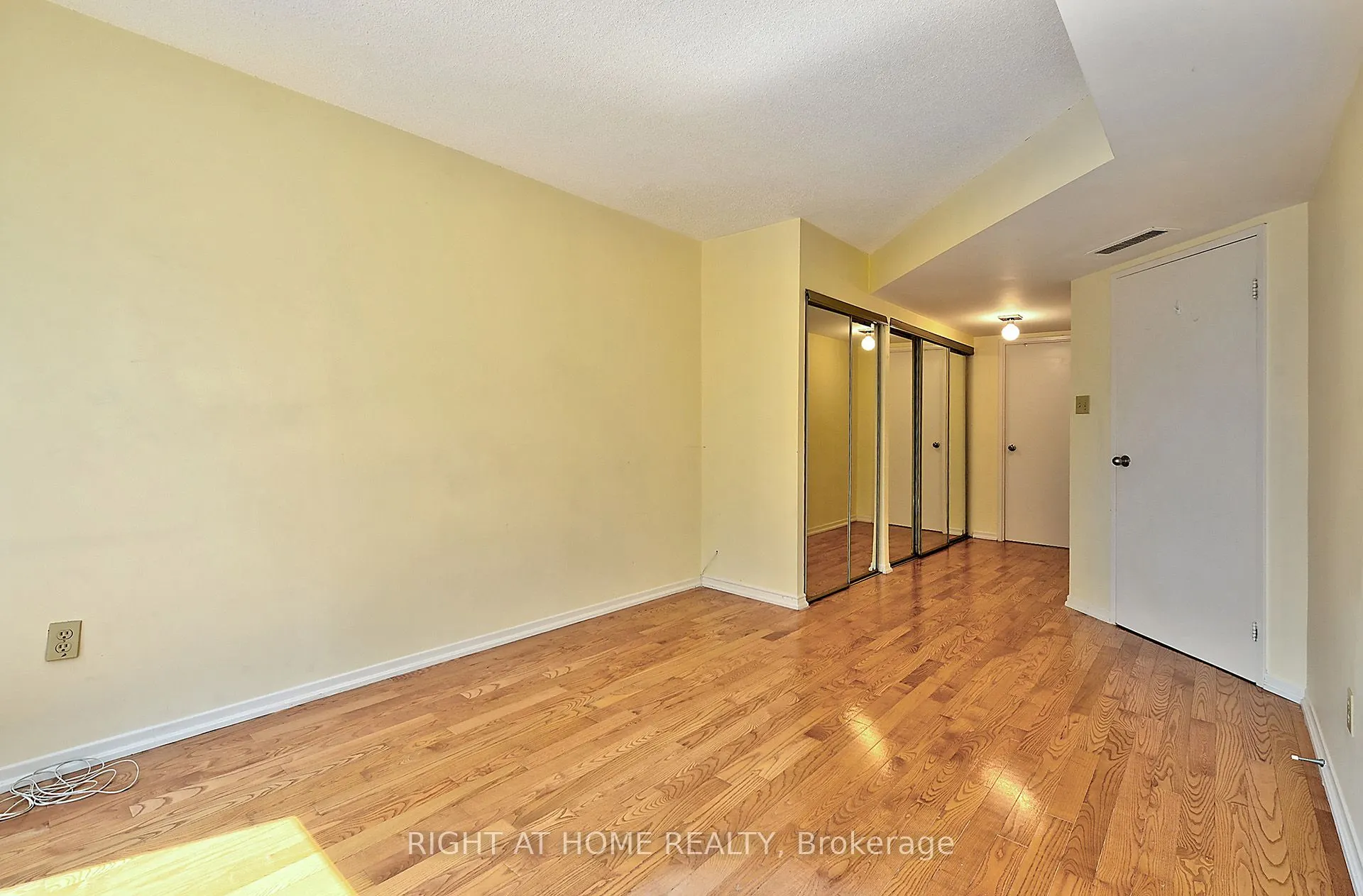 1001 Bay Street, #1110