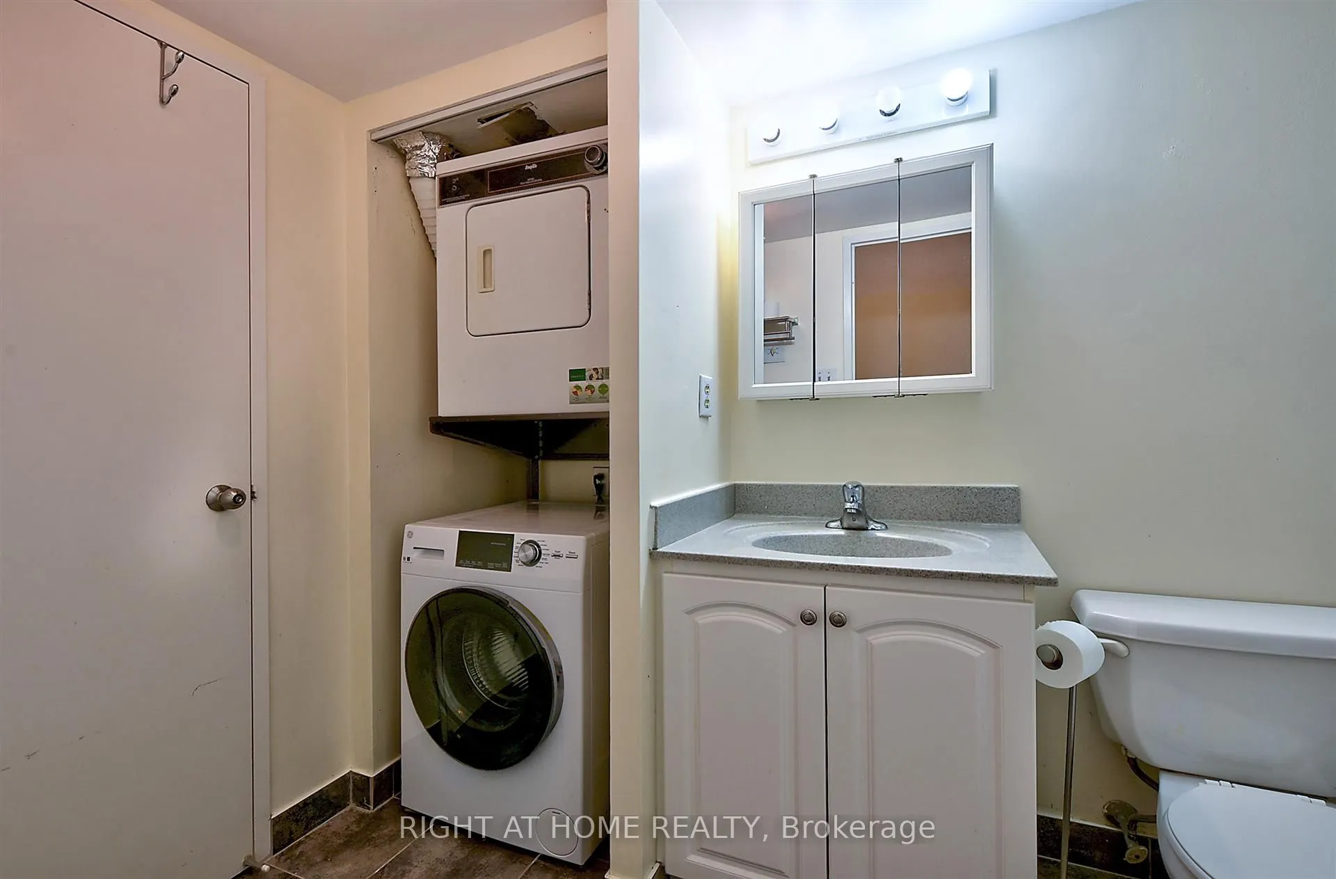 1001 Bay Street, #1110