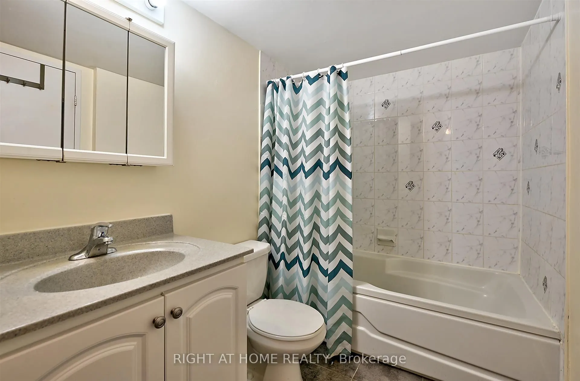 1001 Bay Street, #1110