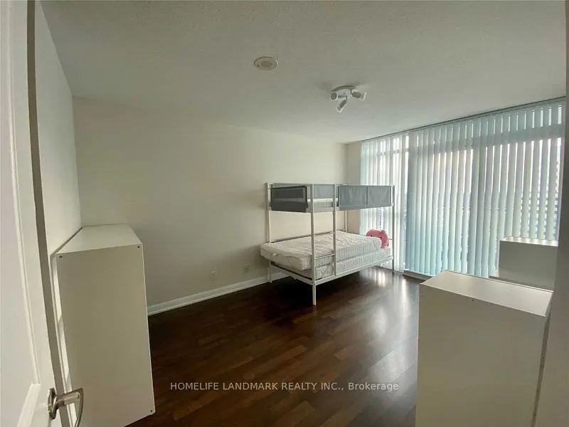 17 Anndale Drive, #1902