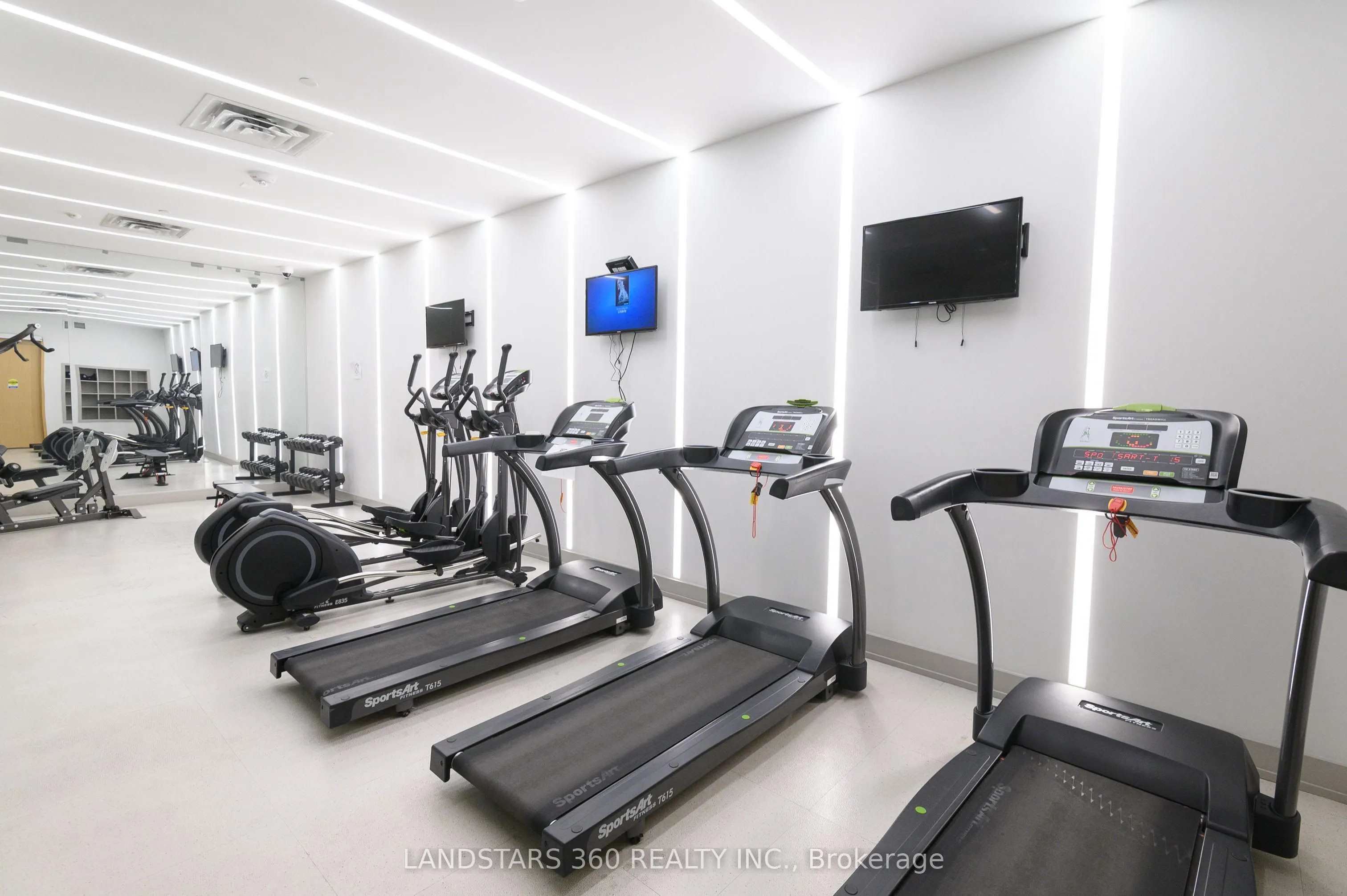 150 Fairview Mall Drive, #1005