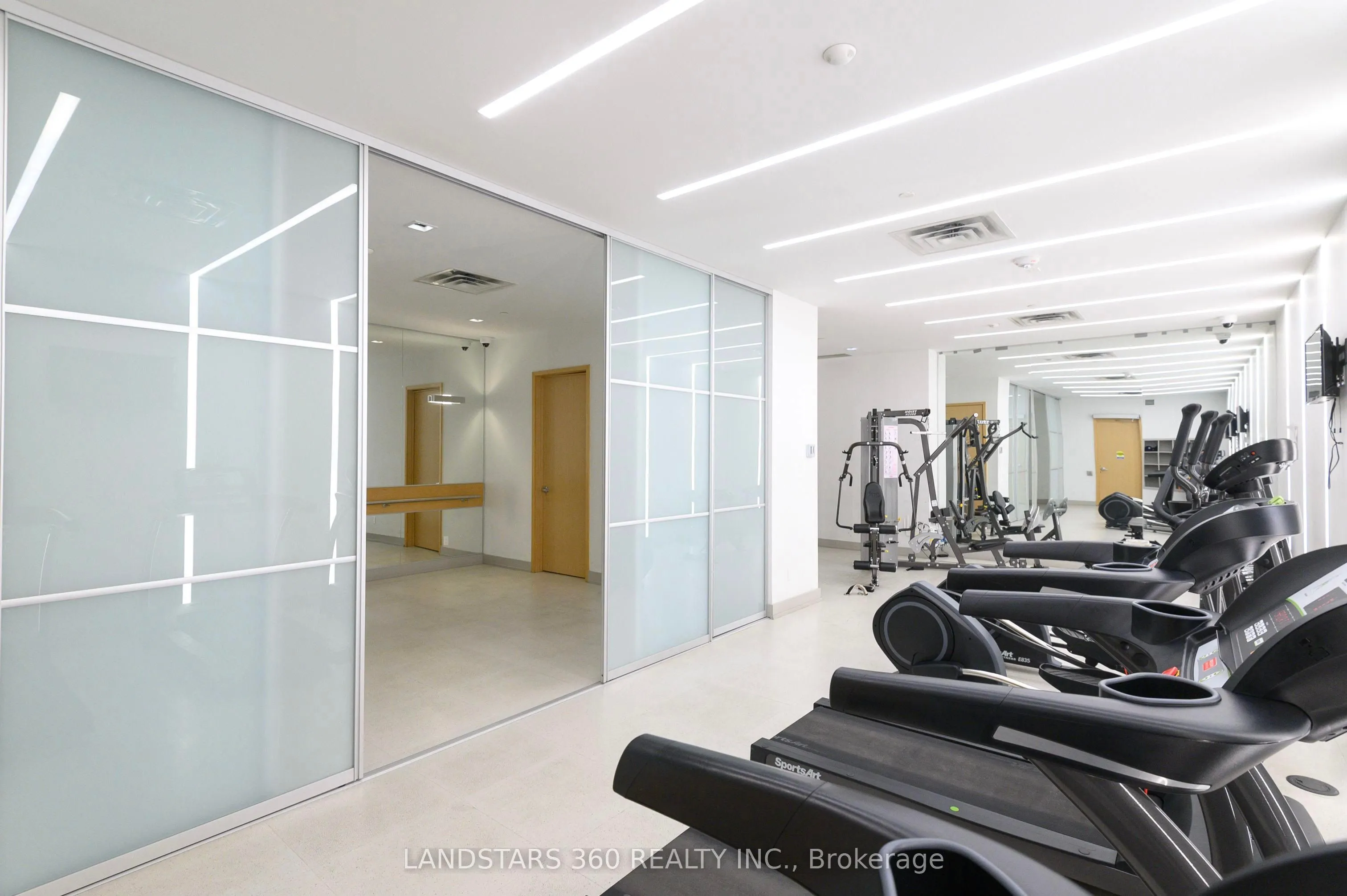 150 Fairview Mall Drive, #1005