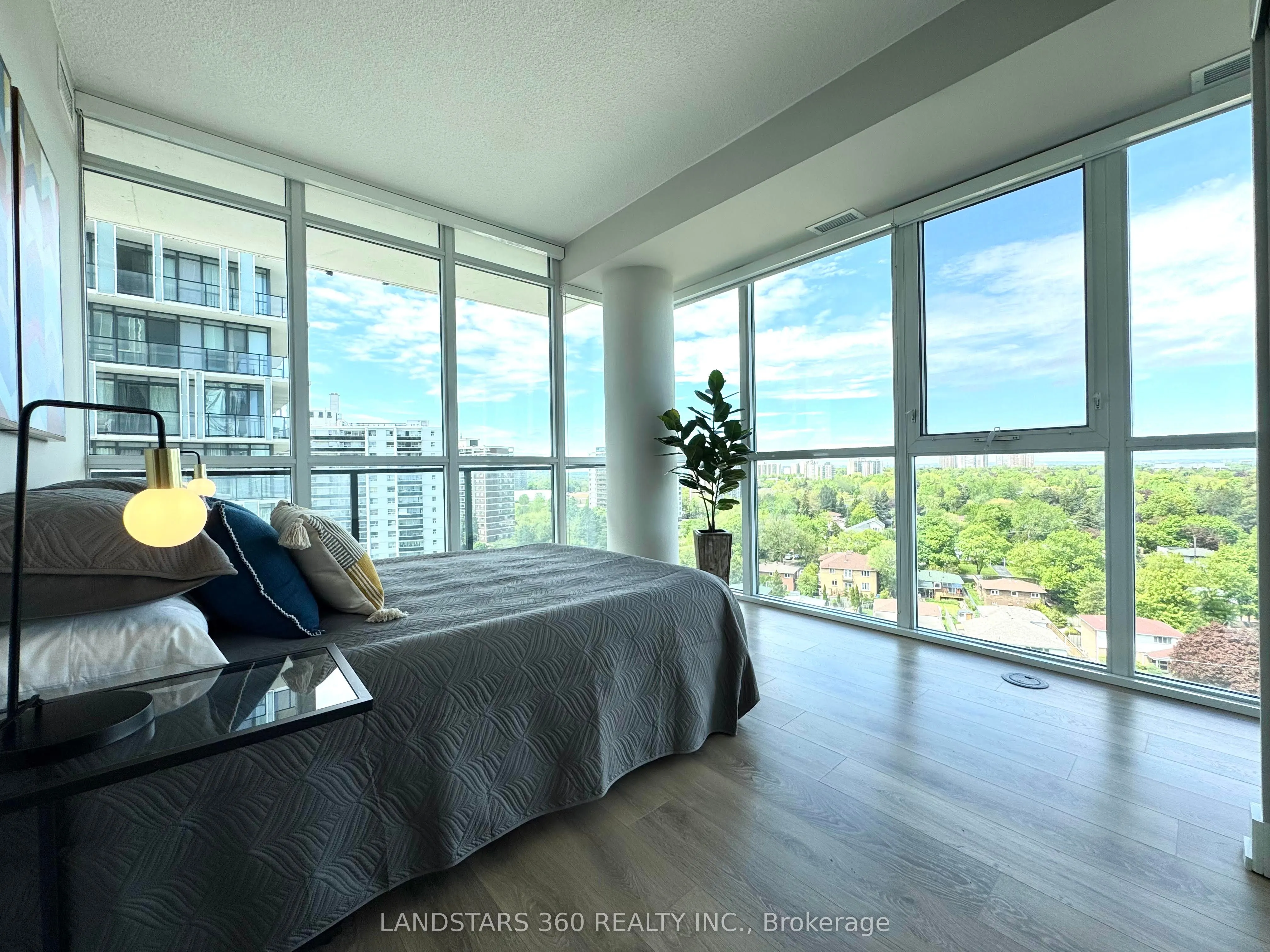 150 Fairview Mall Drive, #1005
