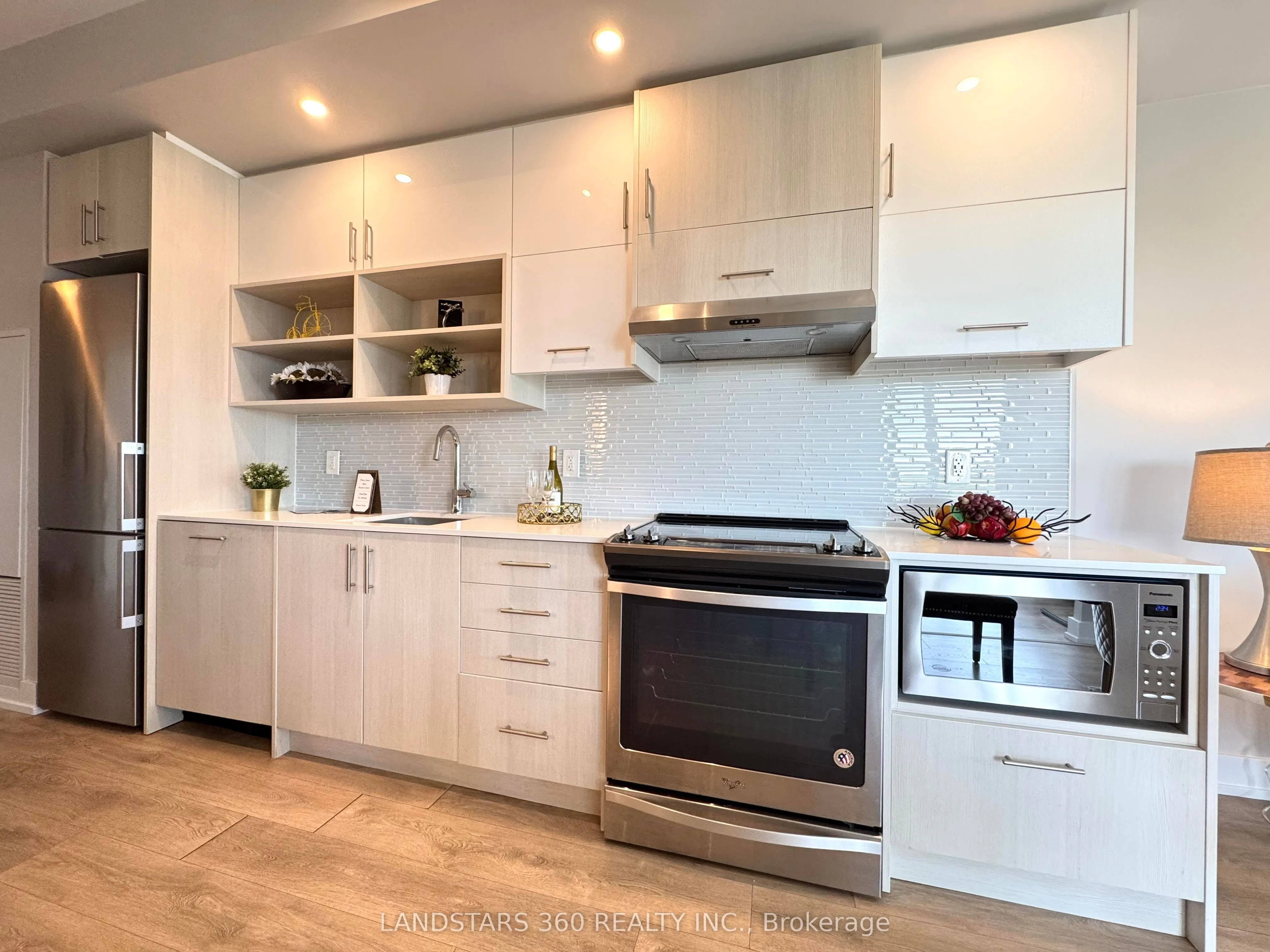 150 Fairview Mall Drive, #1005