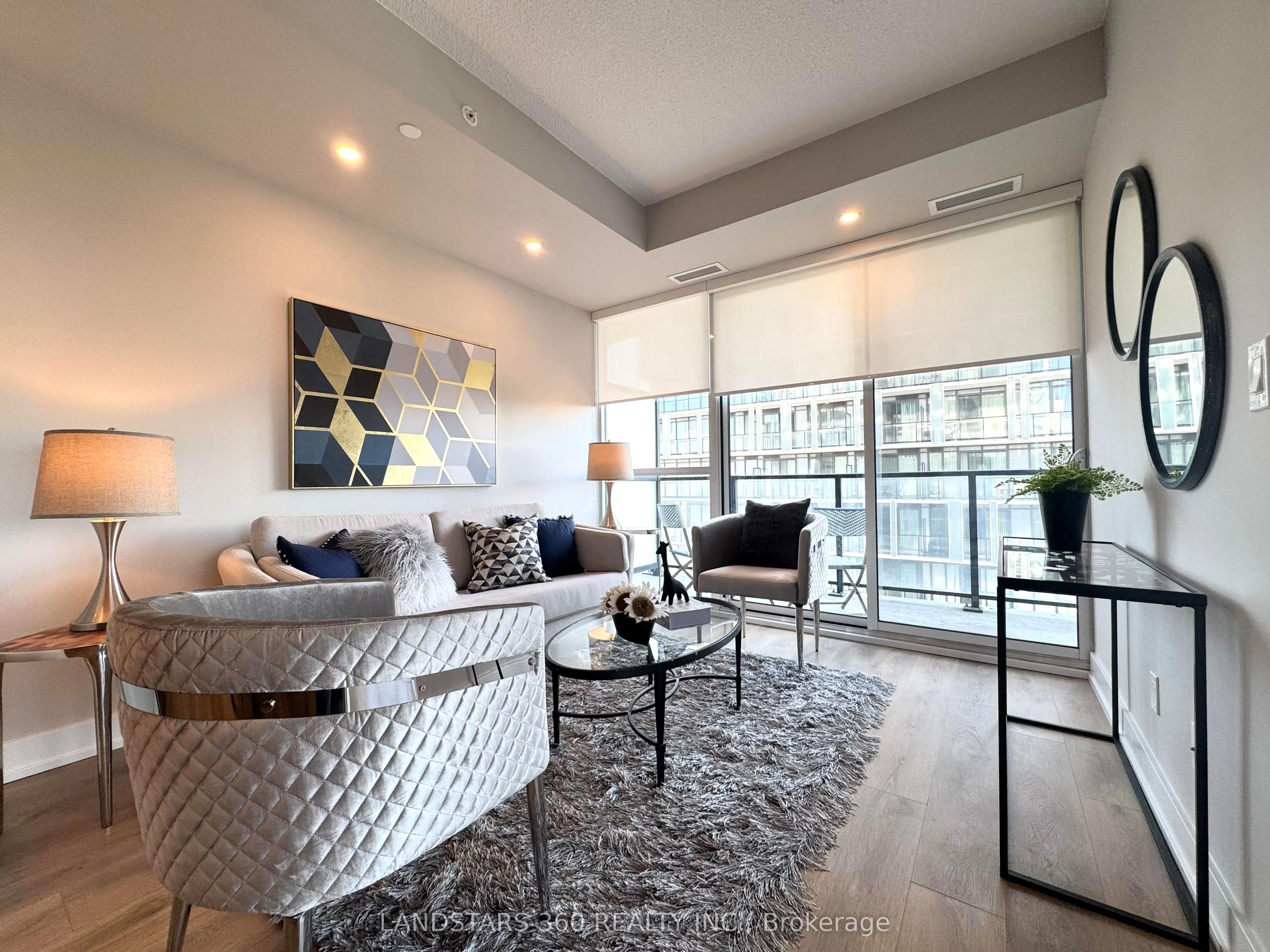 150 Fairview Mall Drive, #1005