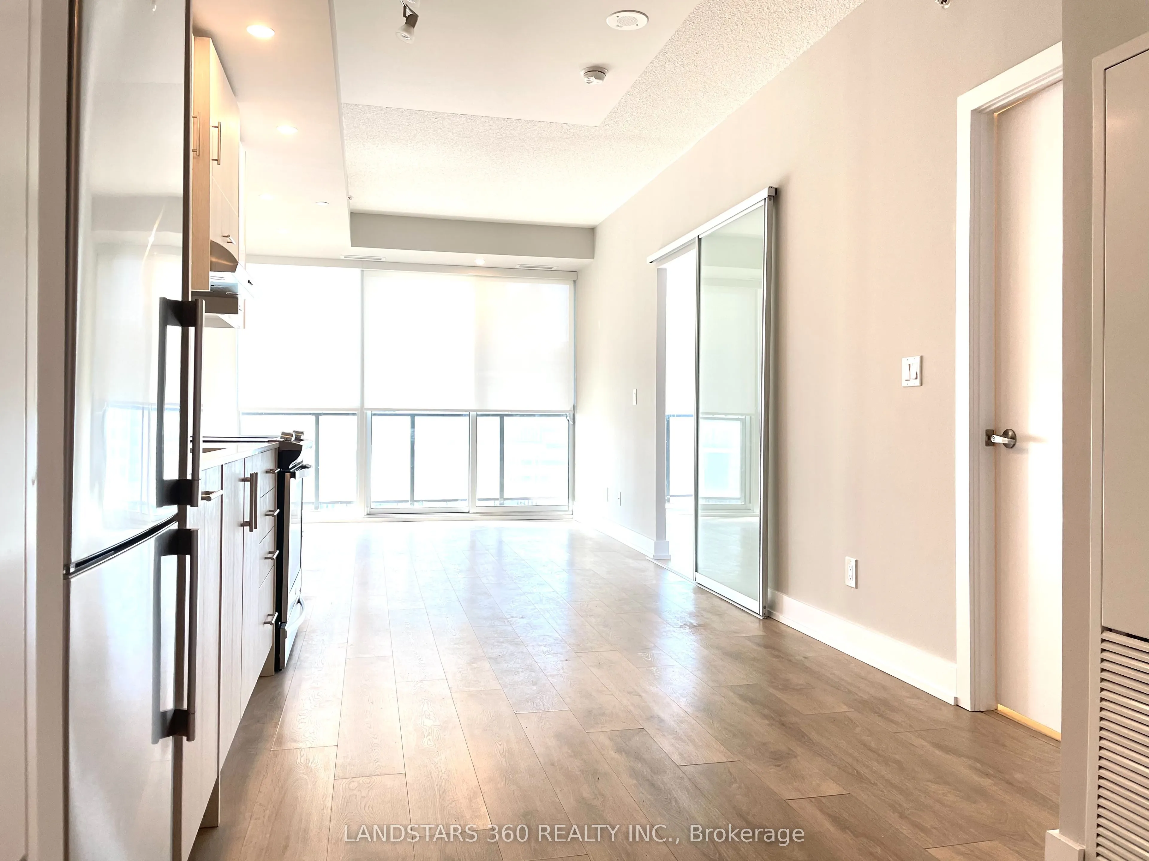 150 Fairview Mall Drive, #1005