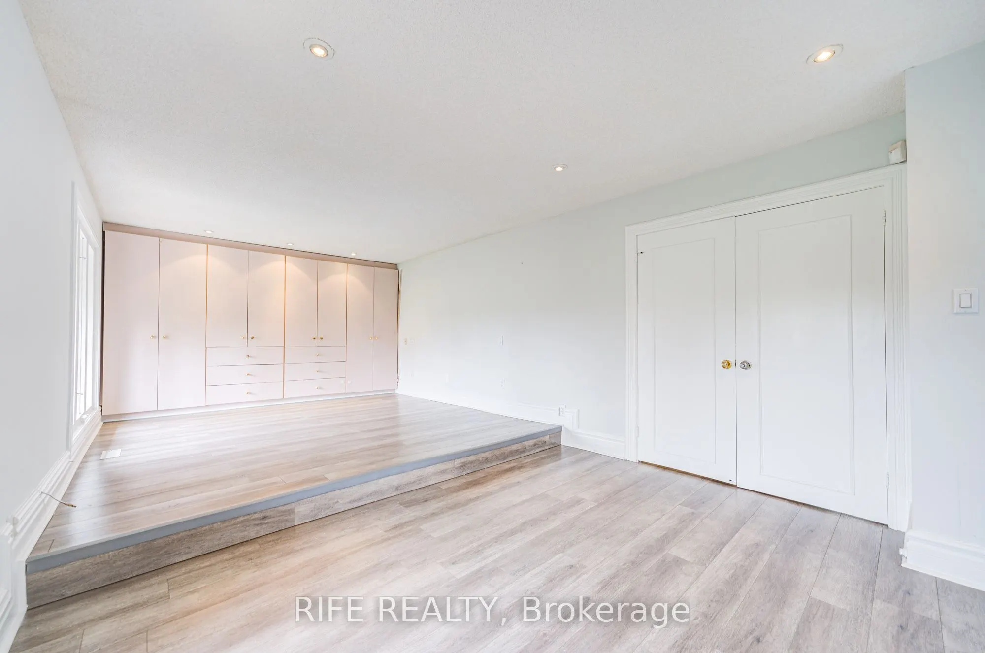 17 Bramble Drive