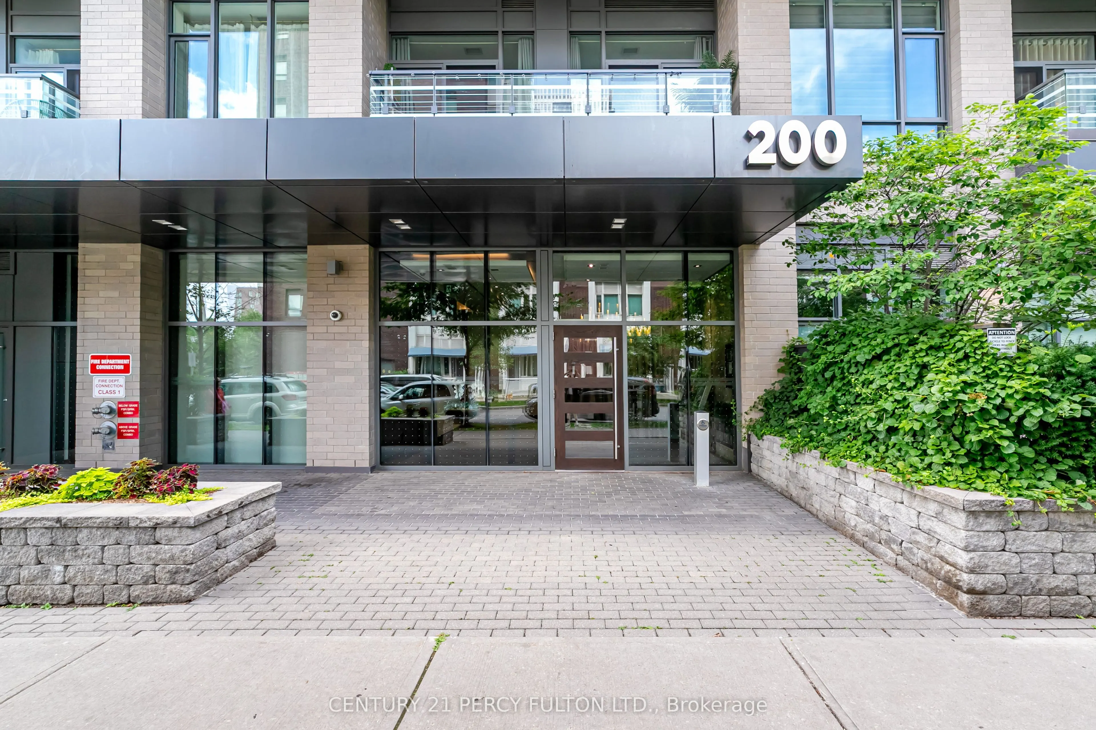 200 Sackville Street, #414