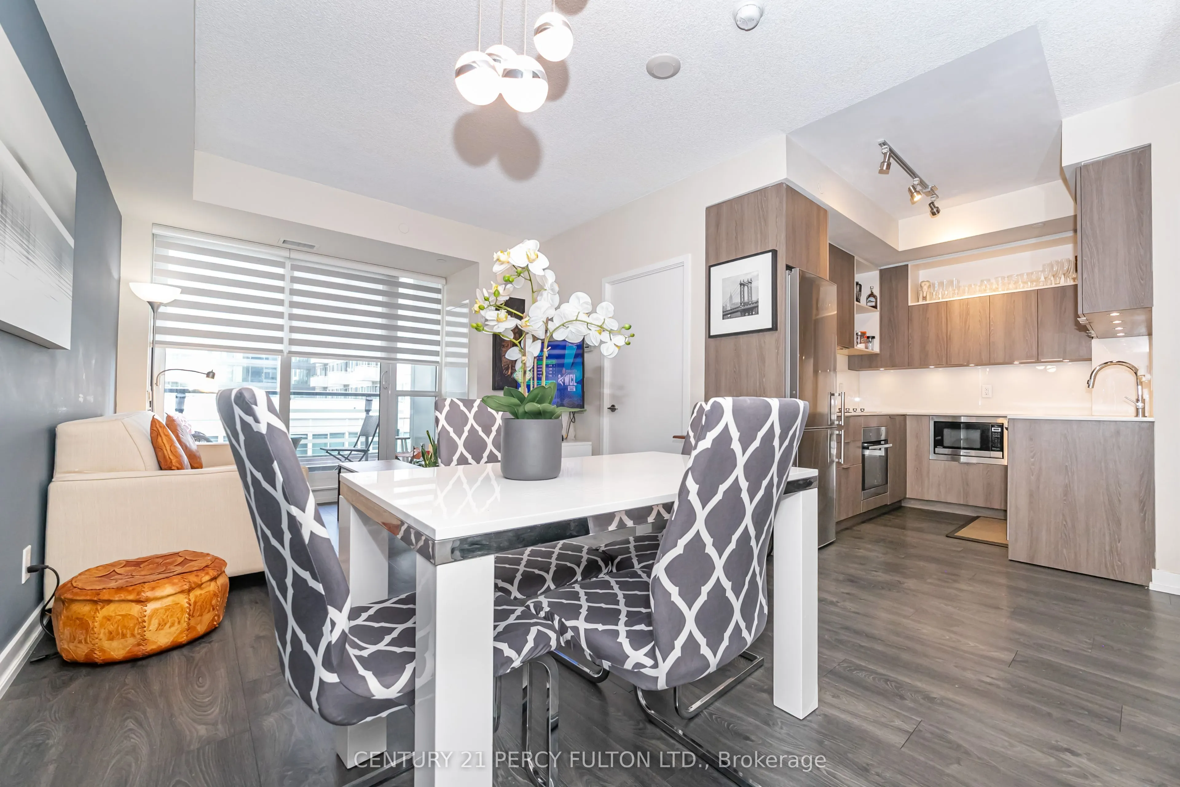 200 Sackville Street, #414