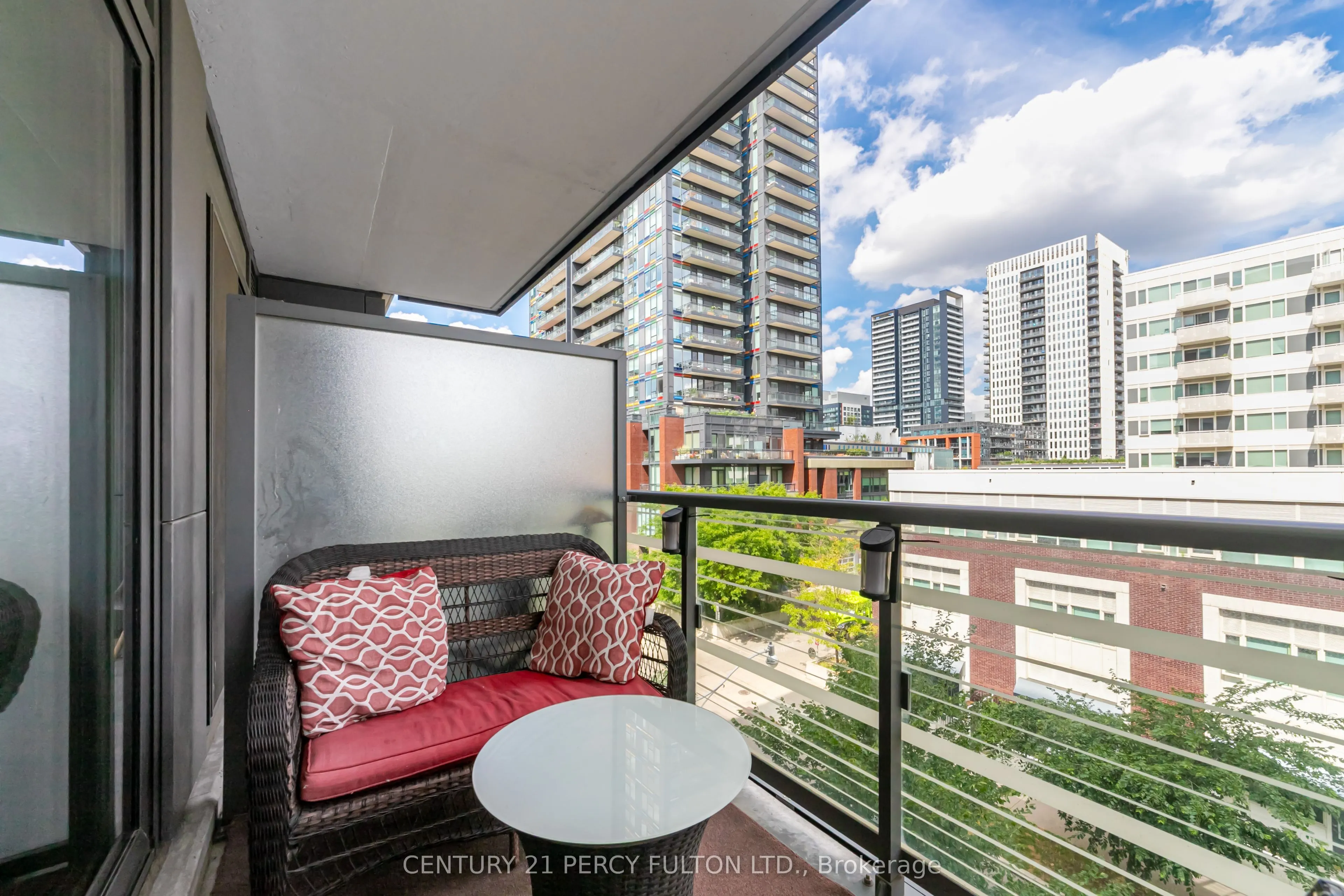 200 Sackville Street, #414