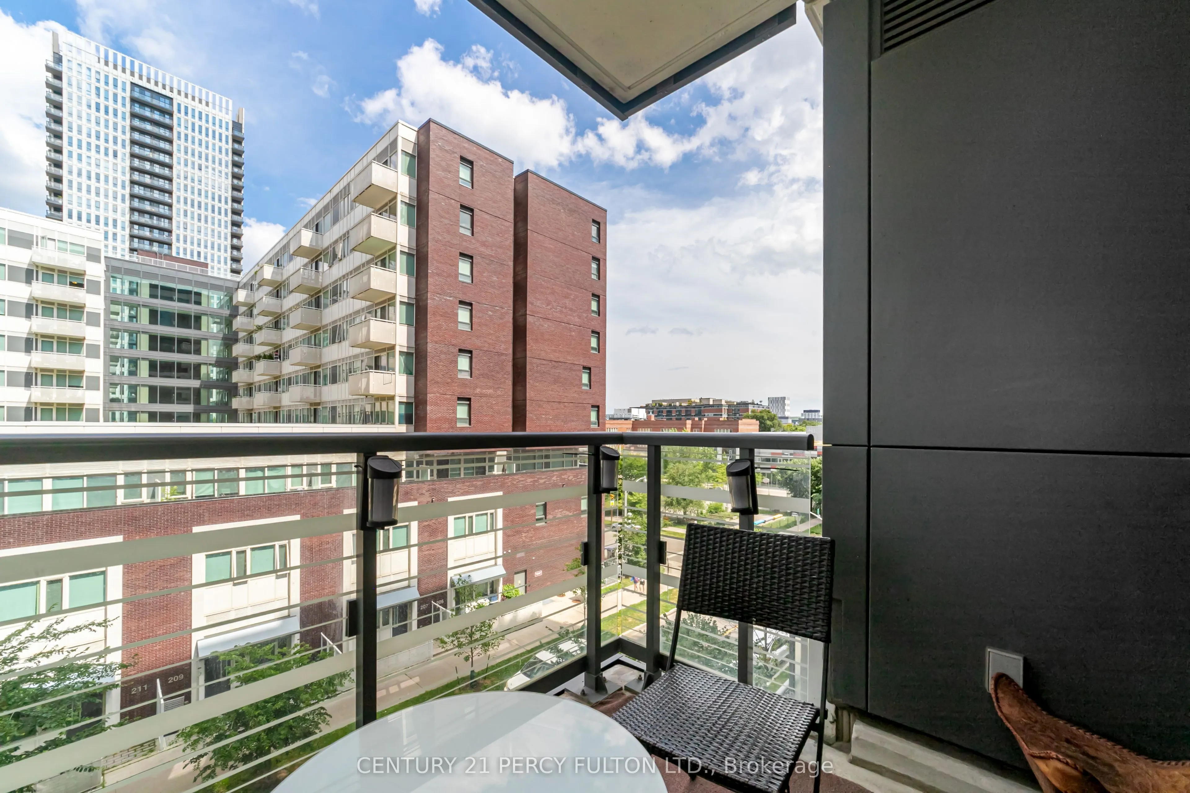 200 Sackville Street, #414