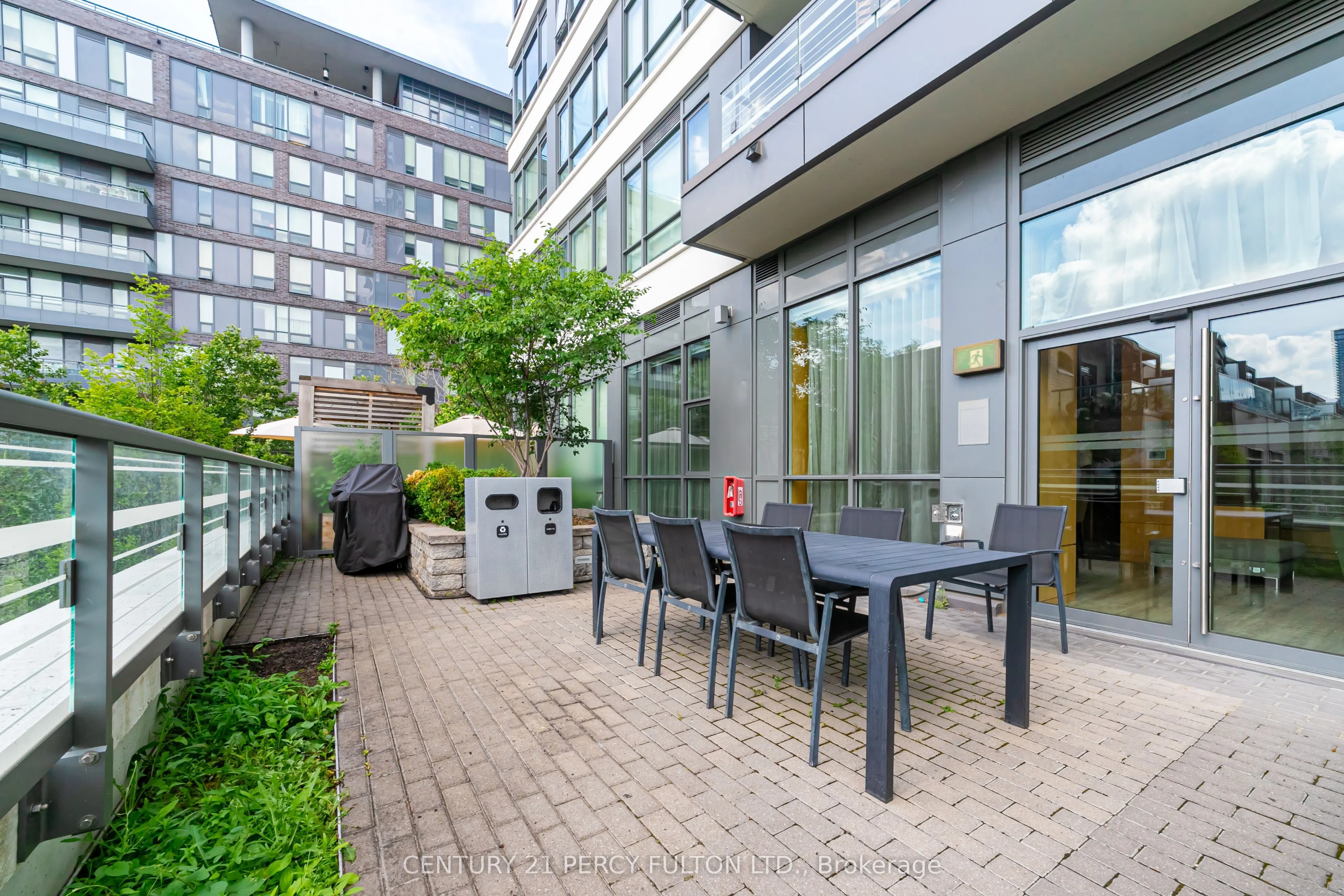 200 Sackville Street, #414