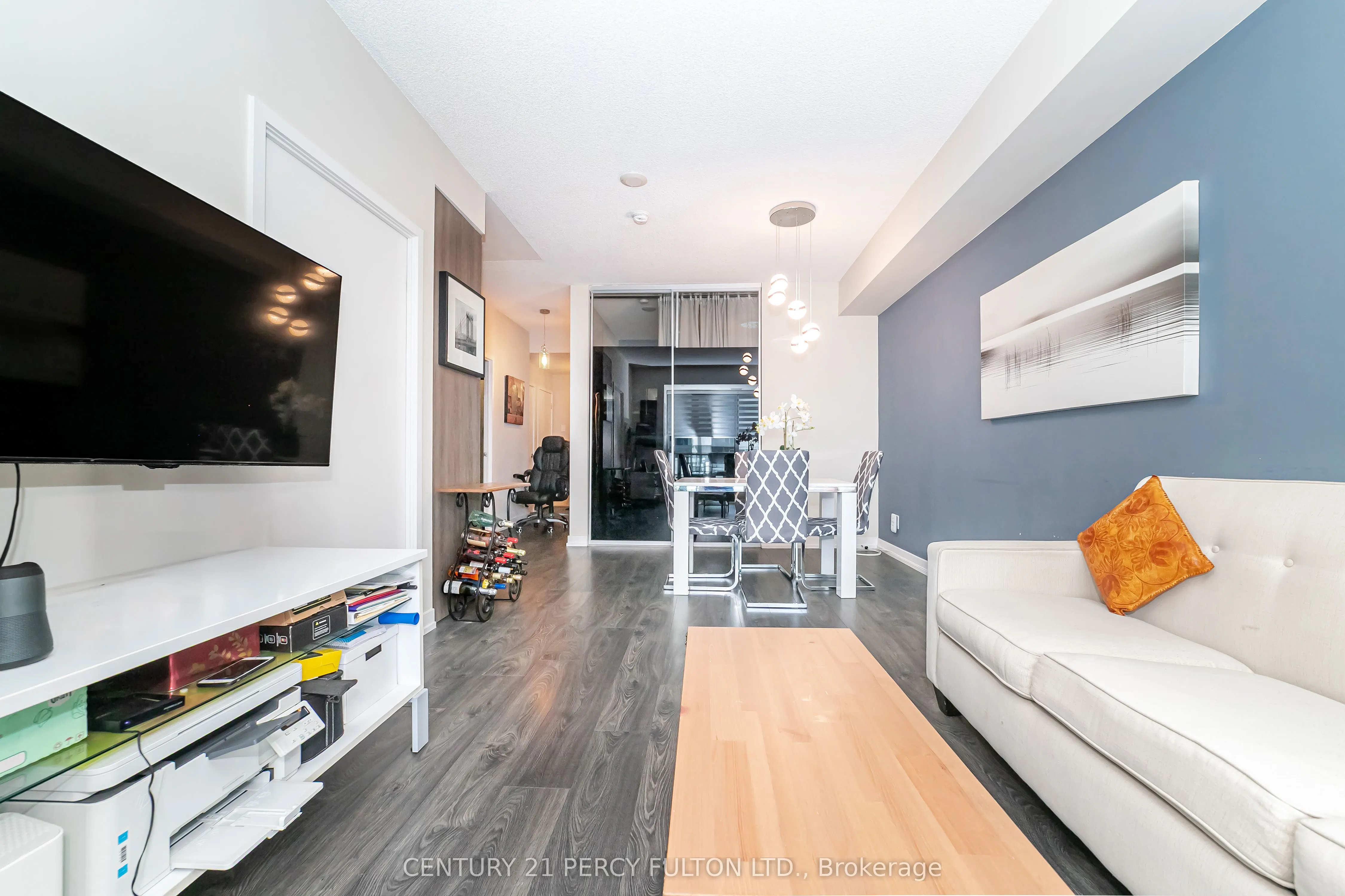 200 Sackville Street, #414