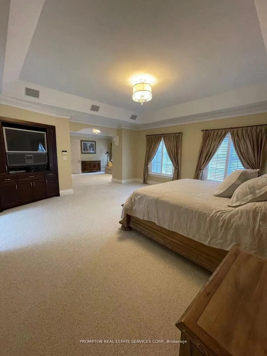 193 The Bridle Path