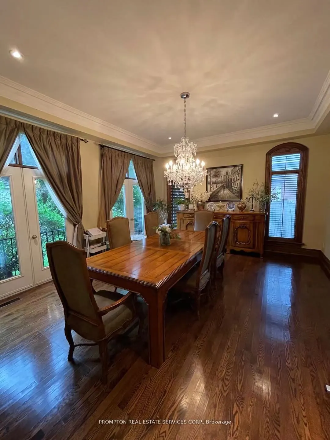 193 The Bridle Path