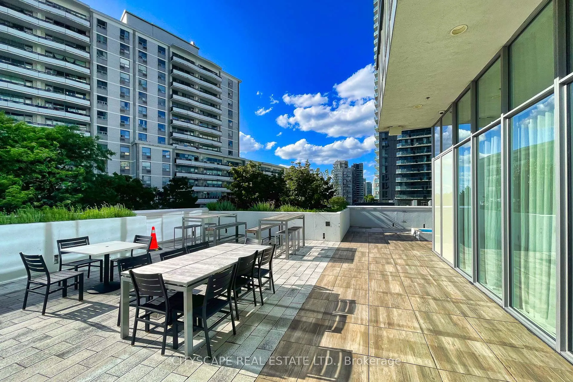 5180 Yonge Street, #1201