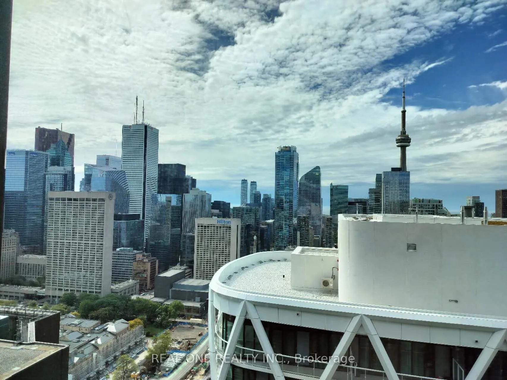238 Simcoe Street, #3904