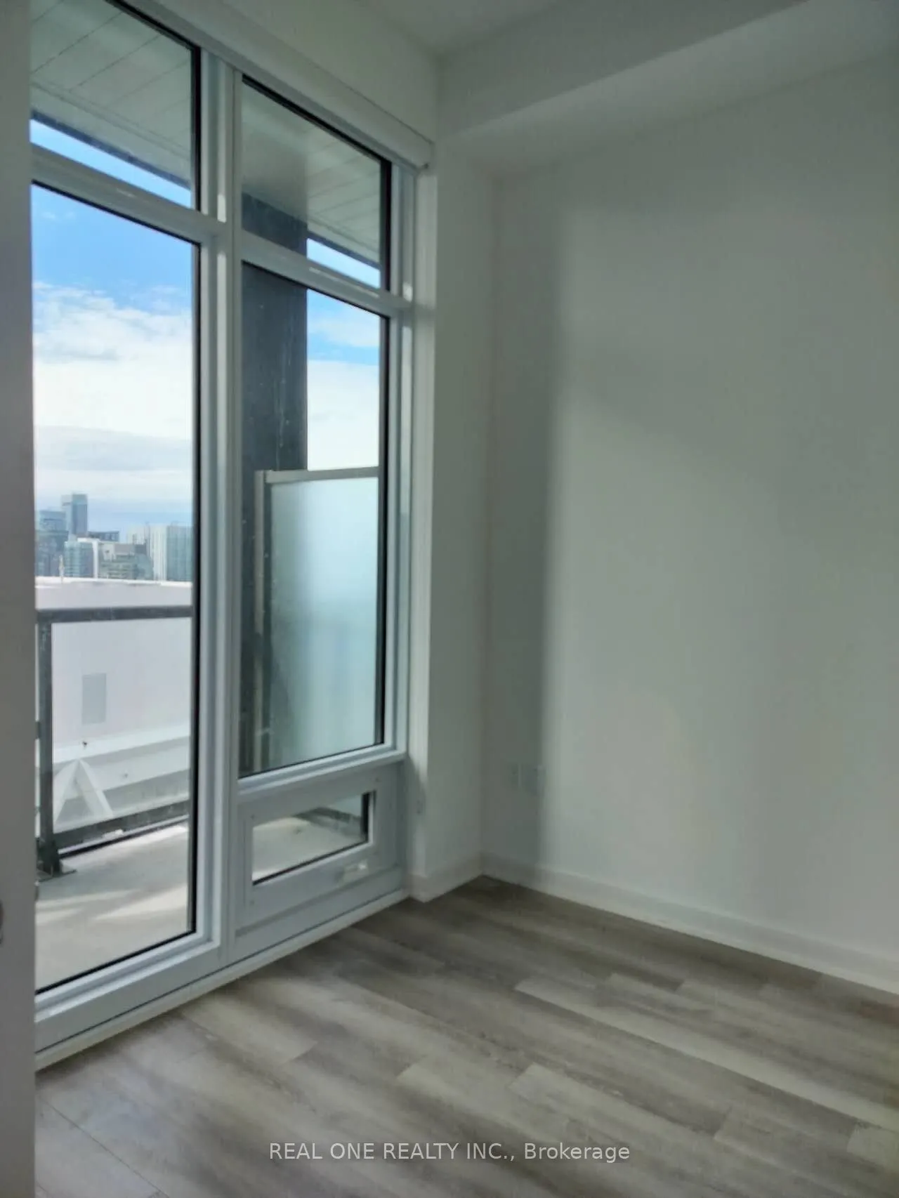 238 Simcoe Street, #3904