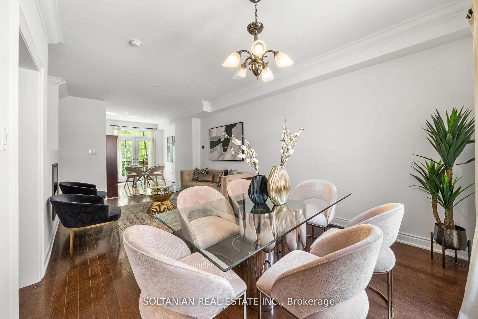 25 Slingsby Lane