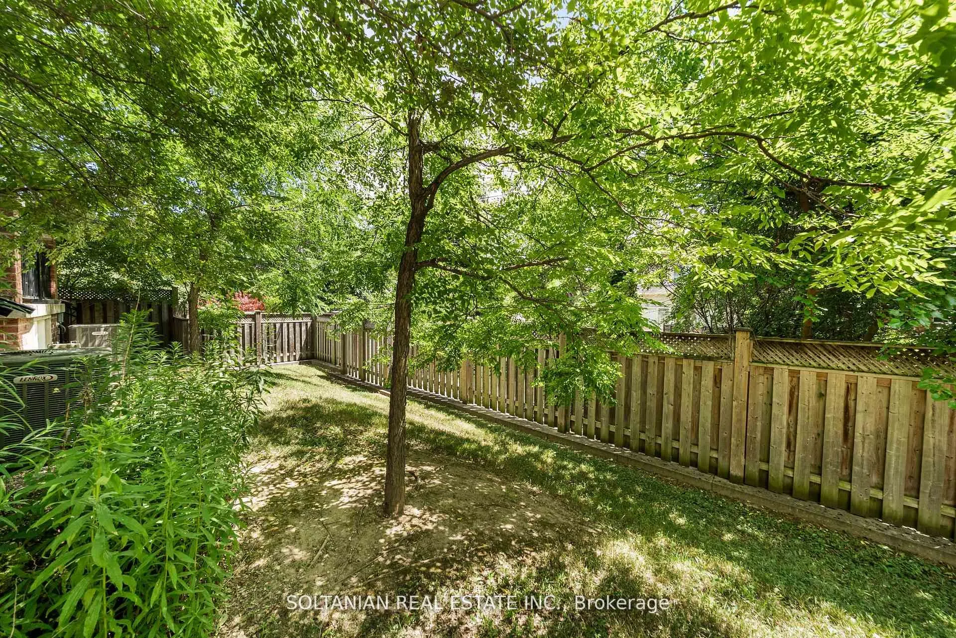 25 Slingsby Lane