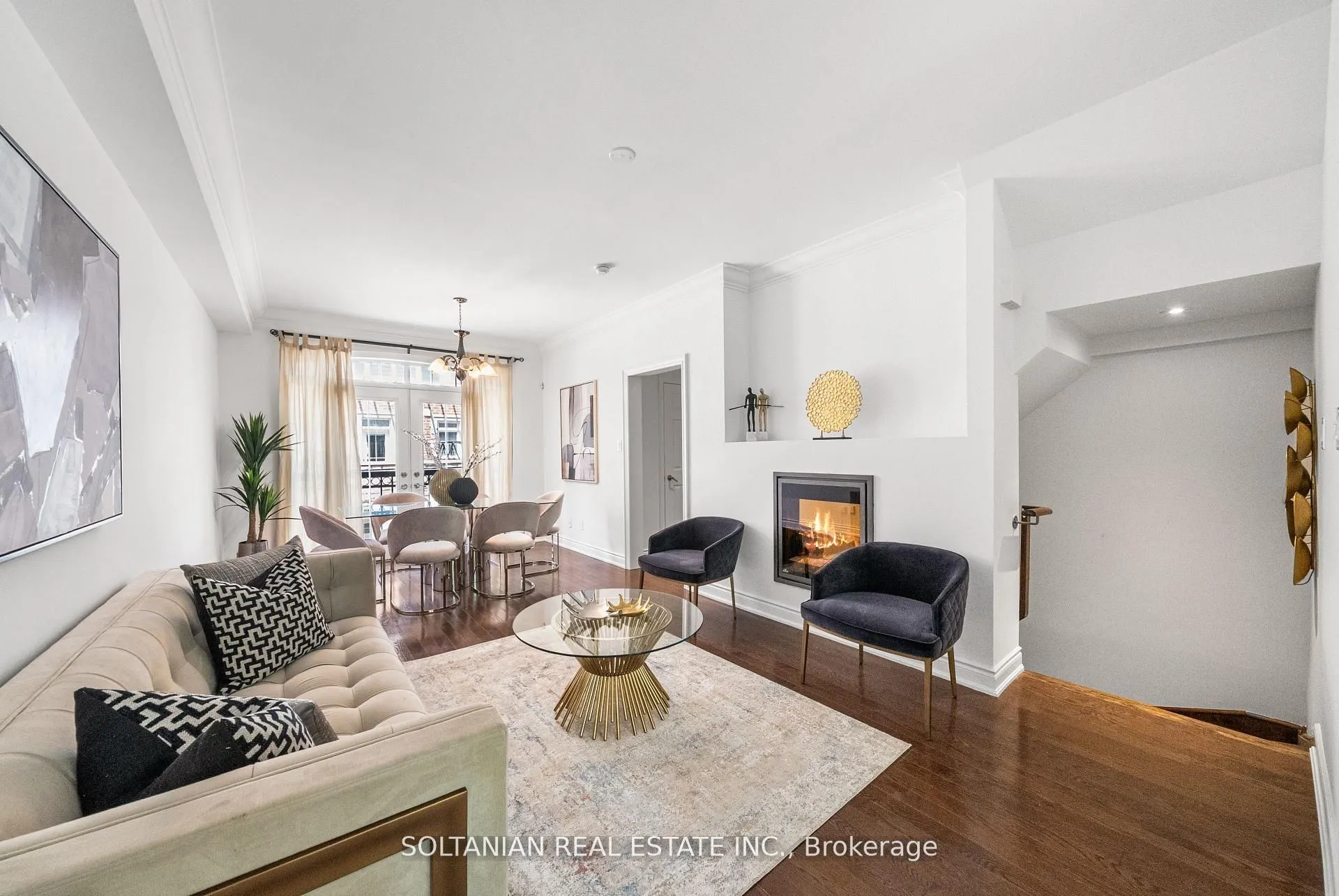 25 Slingsby Lane