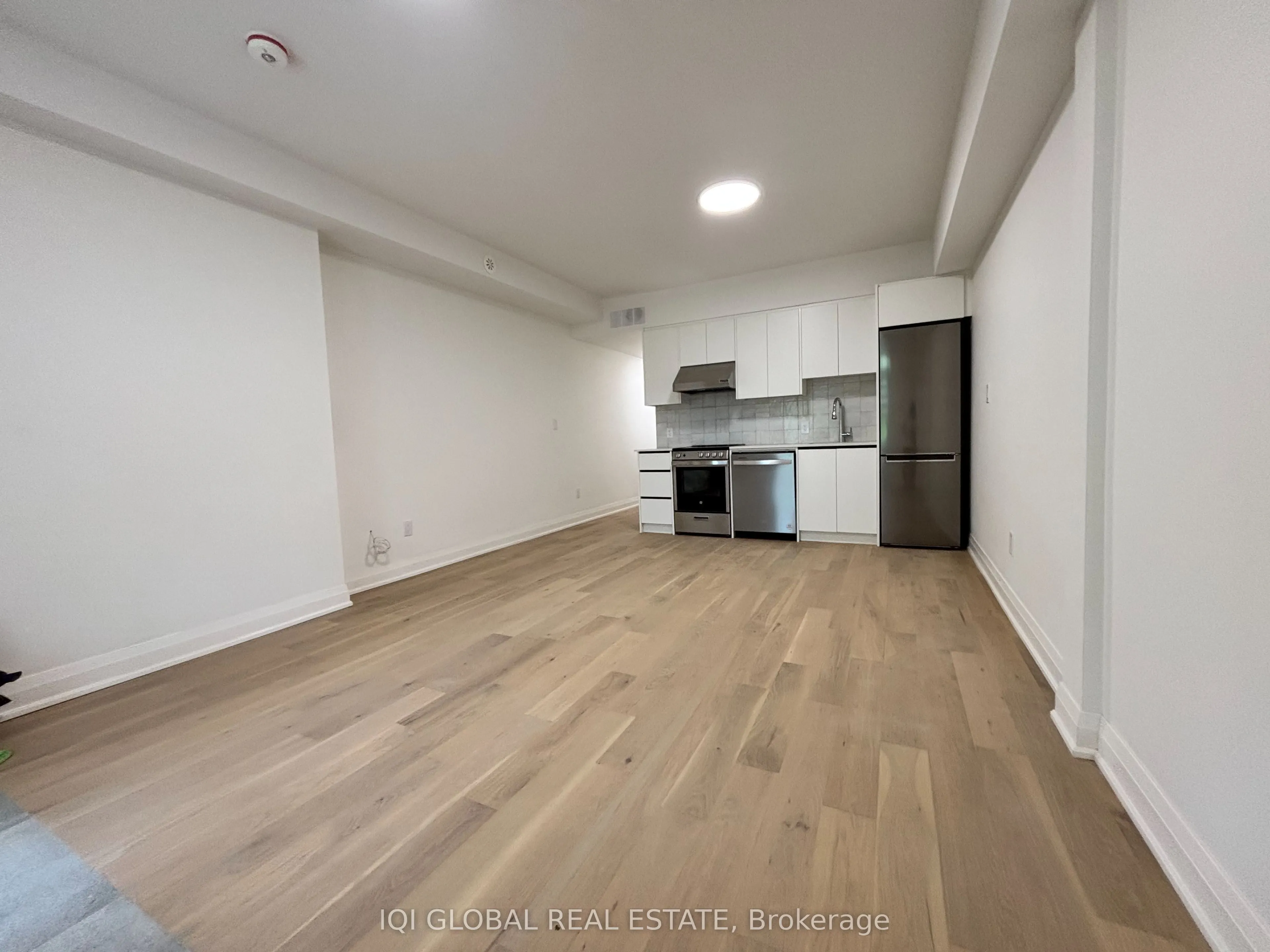 475 Ossington Avenue, #Main Floor