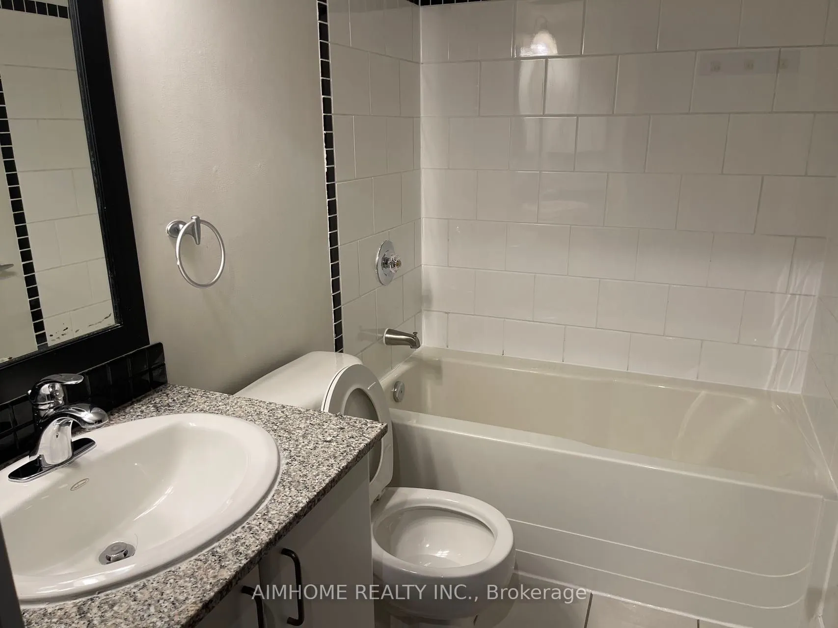 33 Sheppard Avenue E, #906