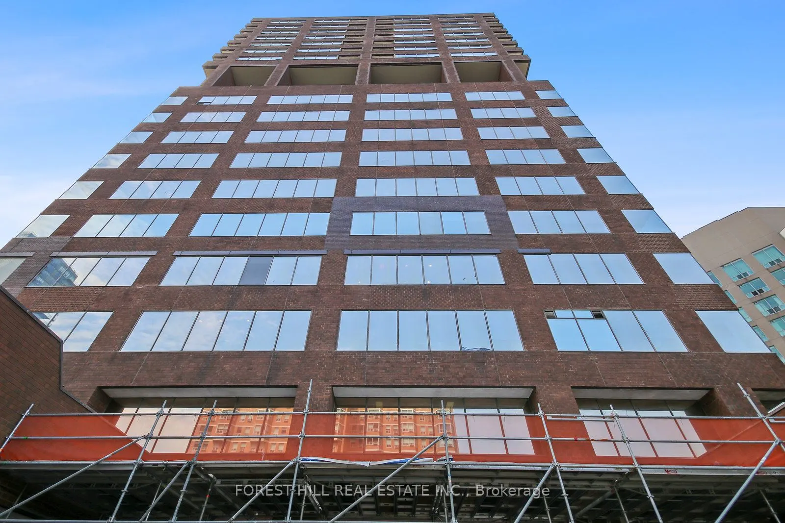914 Yonge Street, #1604
